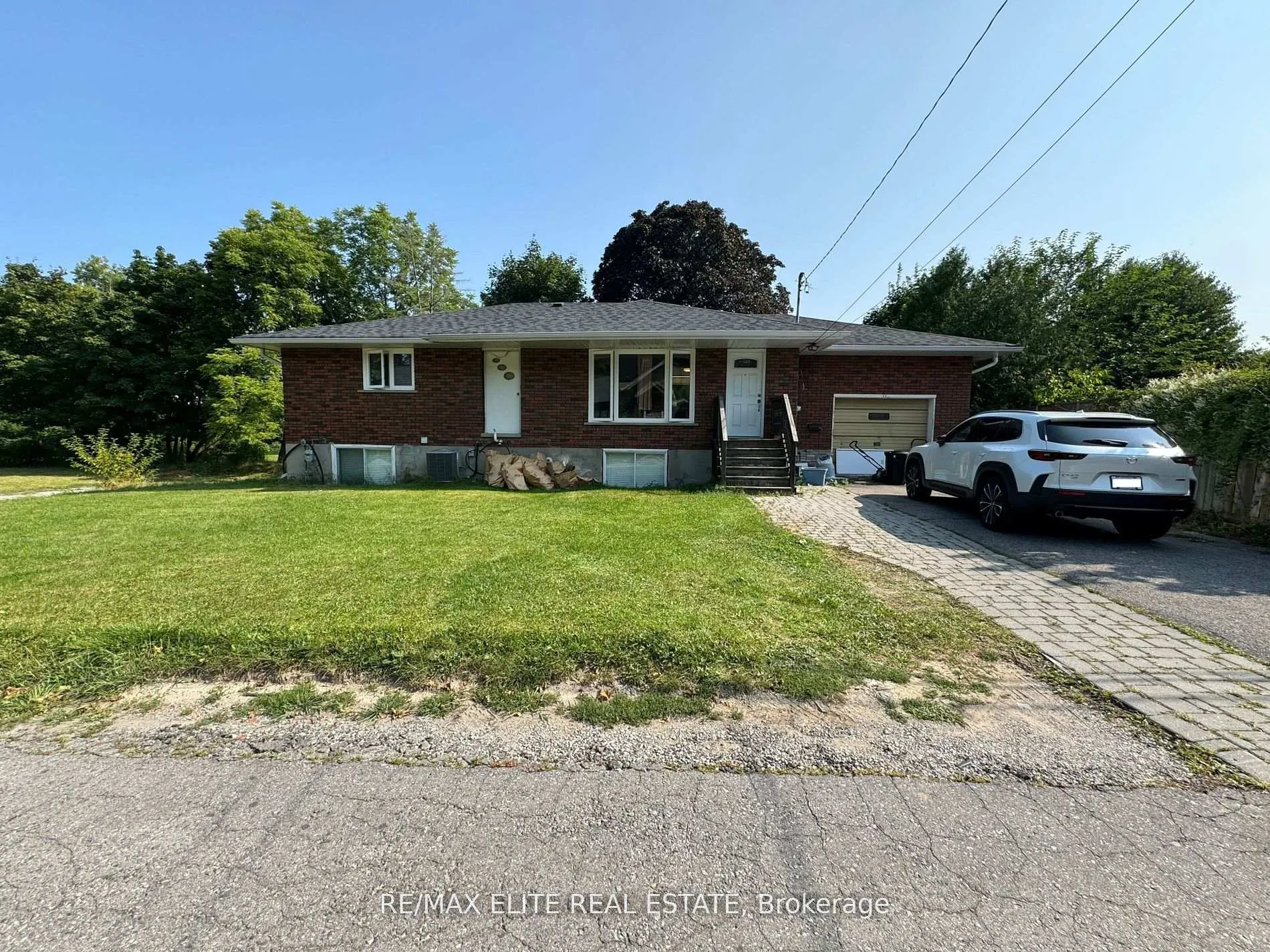 Photo 1 of 11 Gleason Avenue, Markham, Markham Village — HOMEH