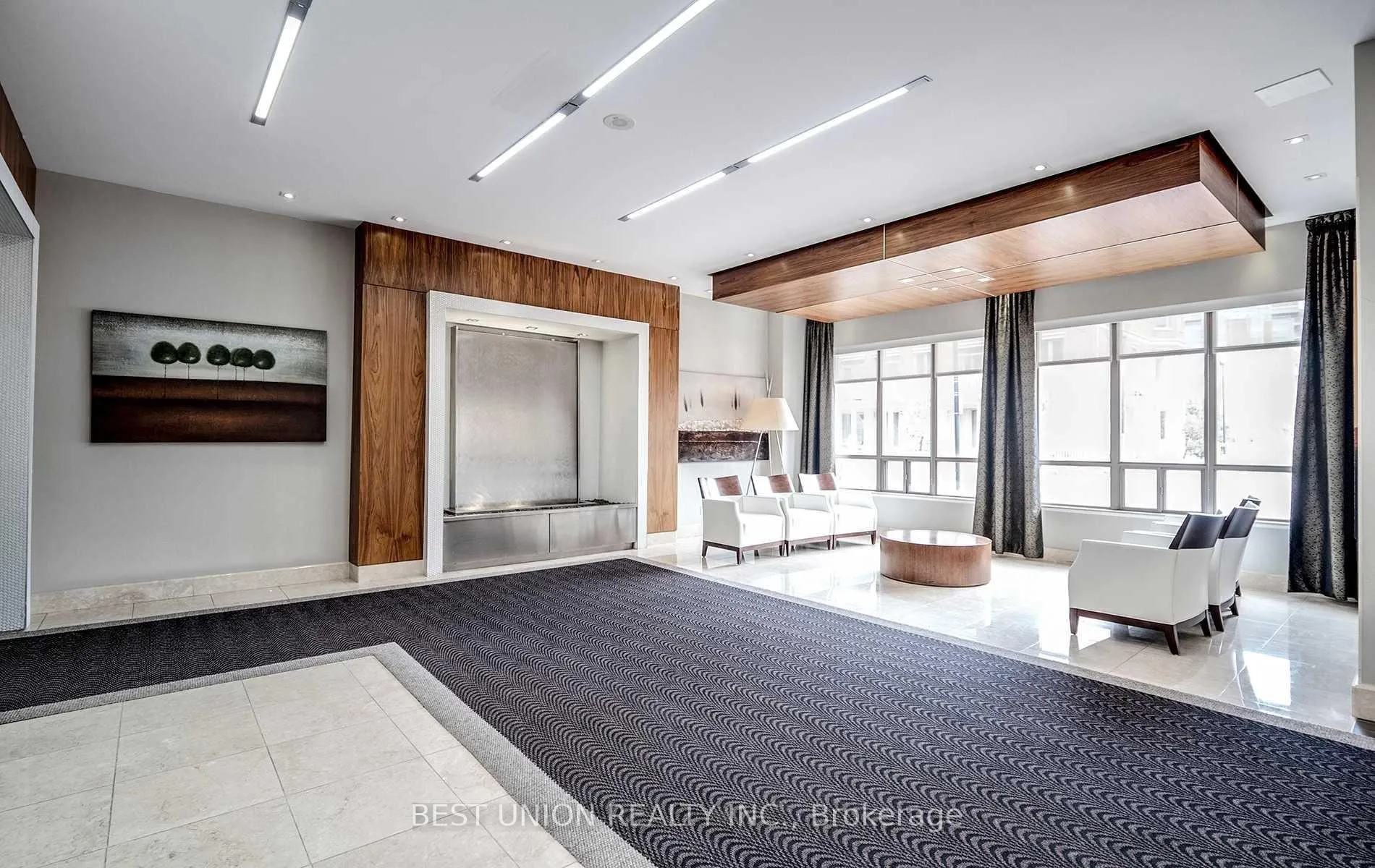 Photo 2 of Unit 719, 39 Galleria Parkway, Markham, Commerce Valley — HOMEH
