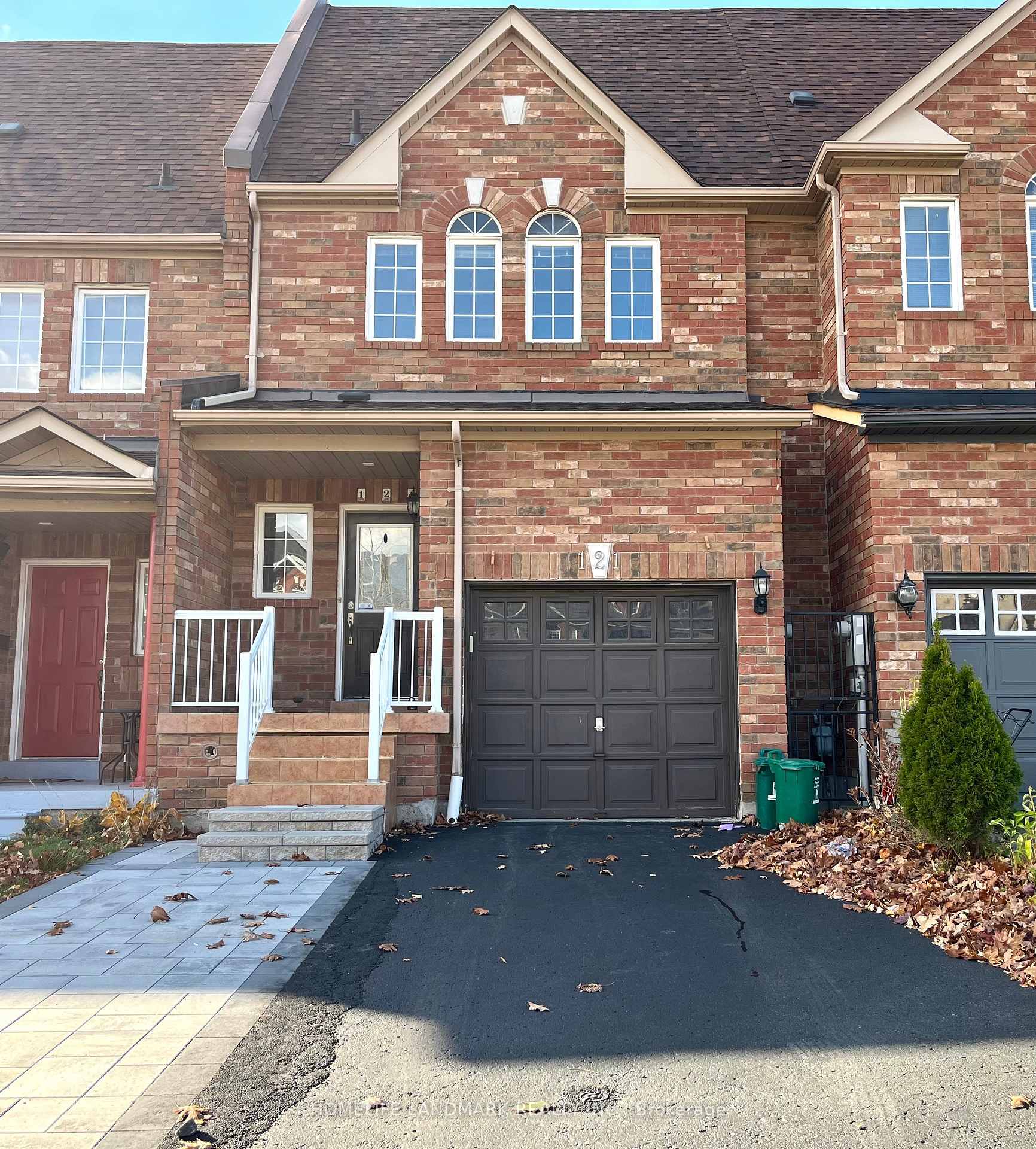 Front of 121 Dooley Crescent