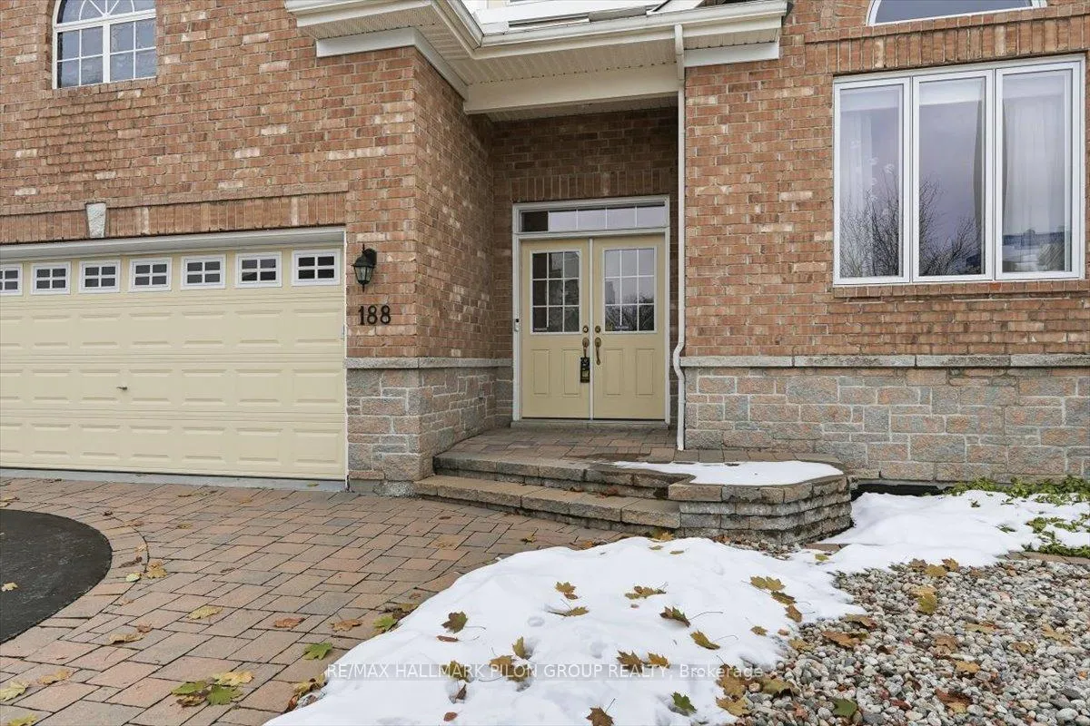 Photo 2 of 188 Whispering Winds Way, Ottawa, Mer Bleue/Bradley Estates/Anderson Park — HOMEH