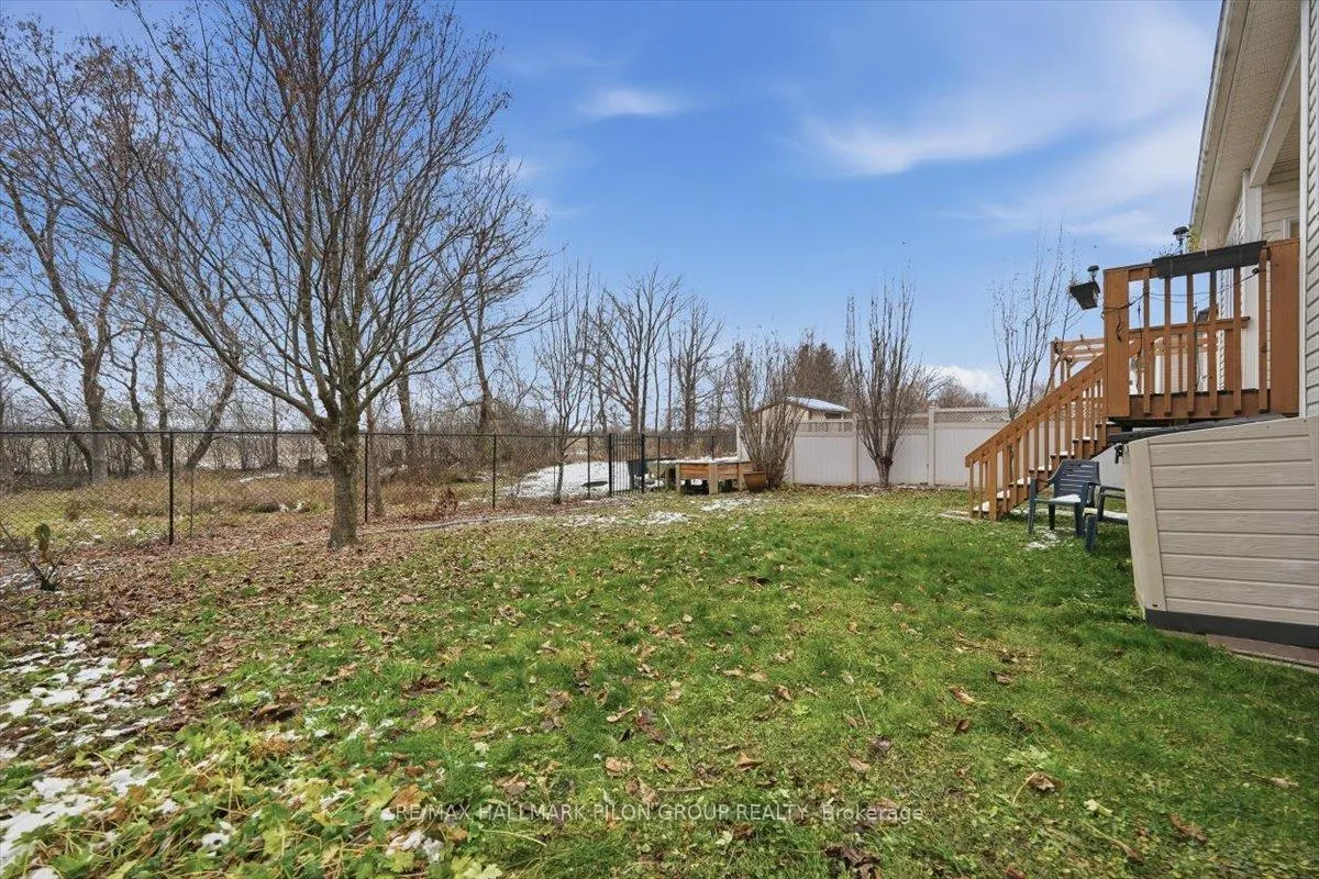 Photo 17 of 188 Whispering Winds Way, Ottawa, Mer Bleue/Bradley Estates/Anderson Park — HOMEH