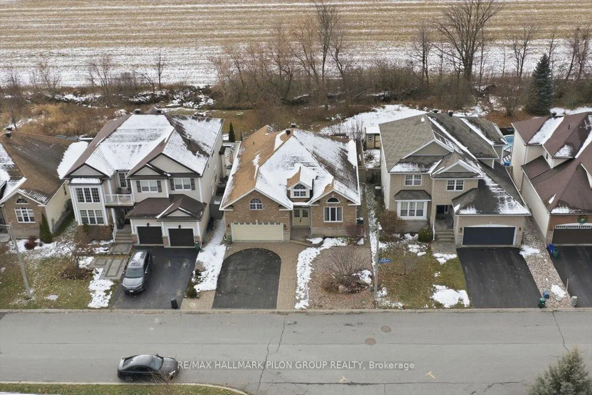 Photo 20 of 188 Whispering Winds Way, Ottawa, Mer Bleue/Bradley Estates/Anderson Park — HOMEH