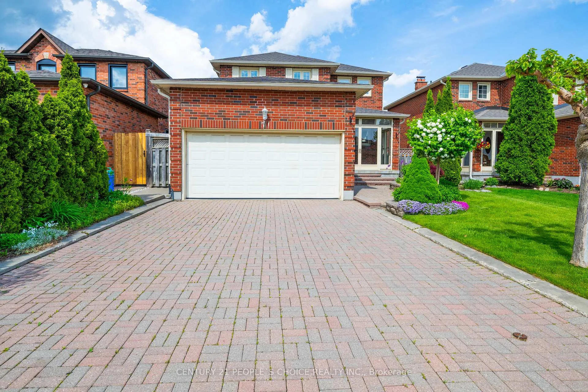 Photo 1 of 71 links Road, Vaughan, Maple — HOMEH