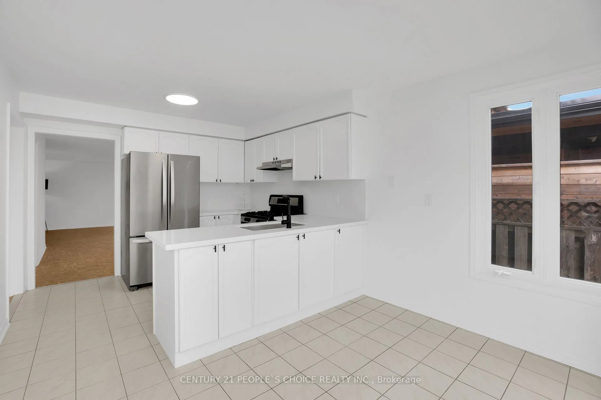 Photo 11 of 71 links Road, Vaughan, Maple — HOMEH