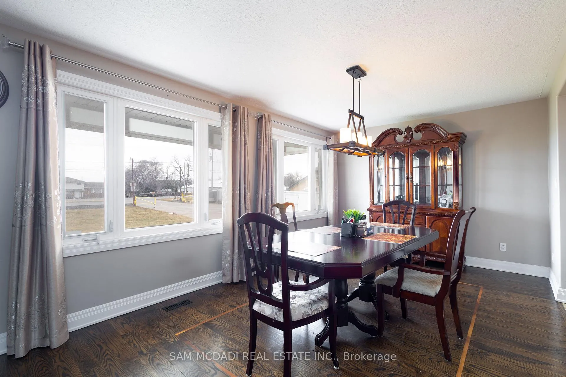 Photo 4 of 9747 Regional Road 20, Grimsby, Grimsby Escarpment — HOMEH
