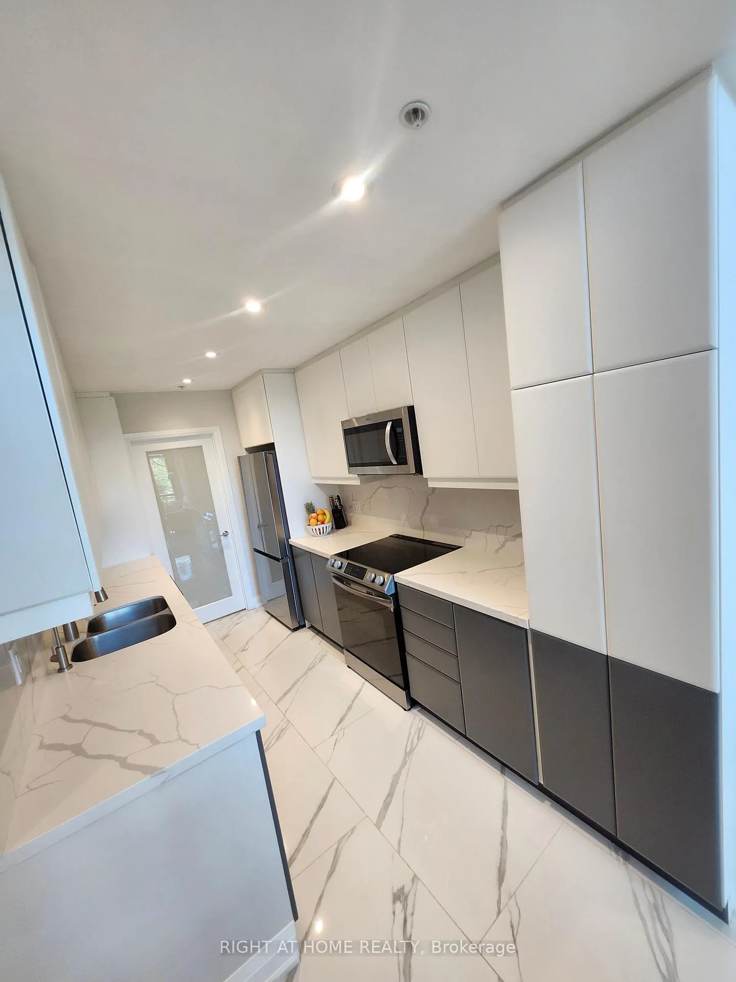 Photo 29 of Unit 109, 65 Yorkland Boulevard, Brampton, Goreway Drive Corridor — HOMEH