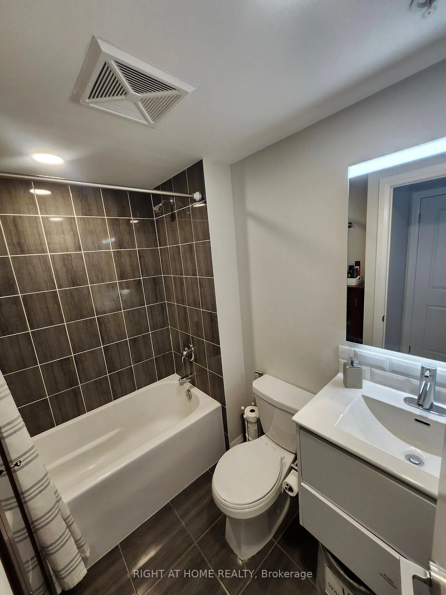 Photo 40 of Unit 109, 65 Yorkland Boulevard, Brampton, Goreway Drive Corridor — HOMEH