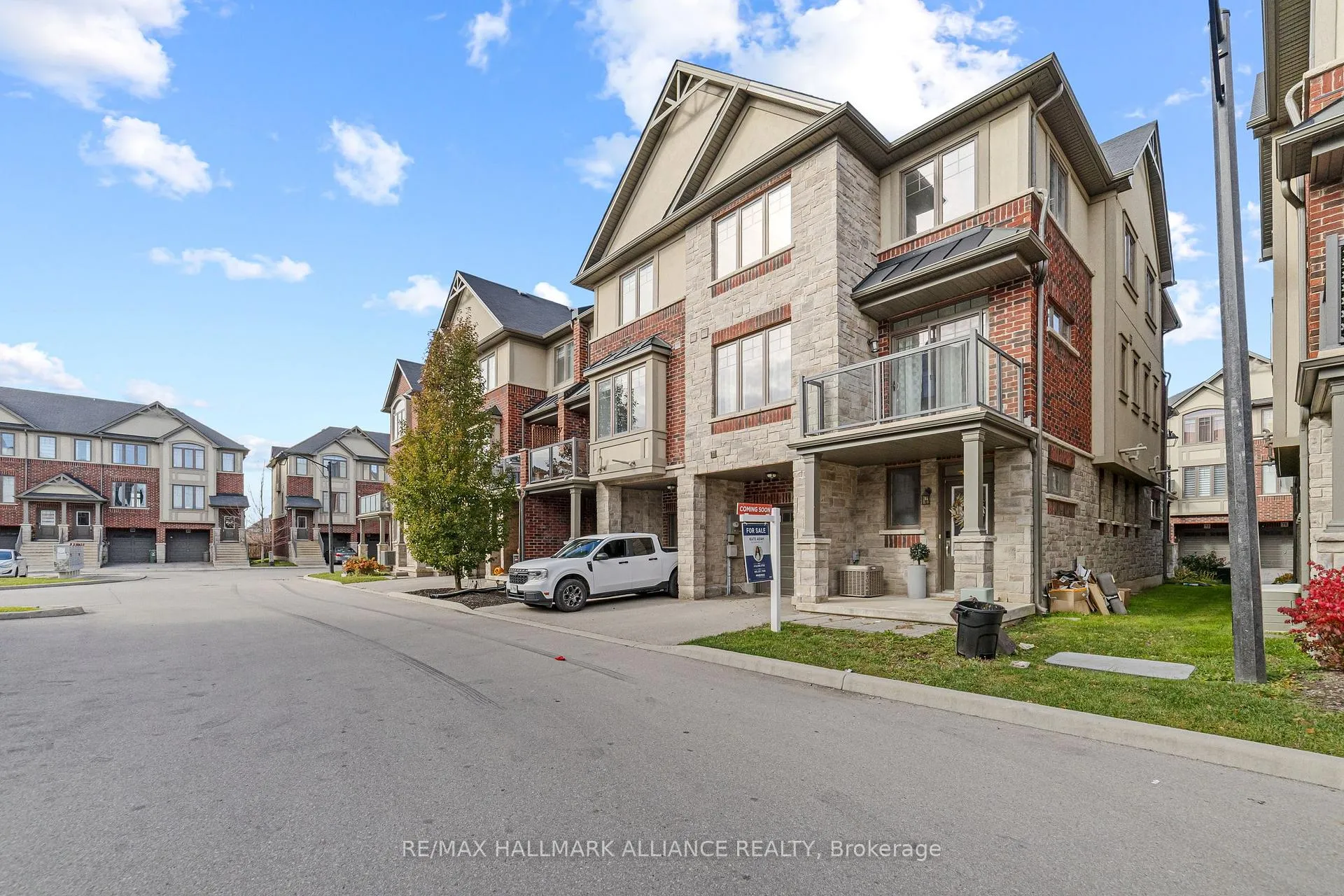 Photo 2 of Unit #45, 1169 Garner Road E, Hamilton, Ancaster — HOMEH