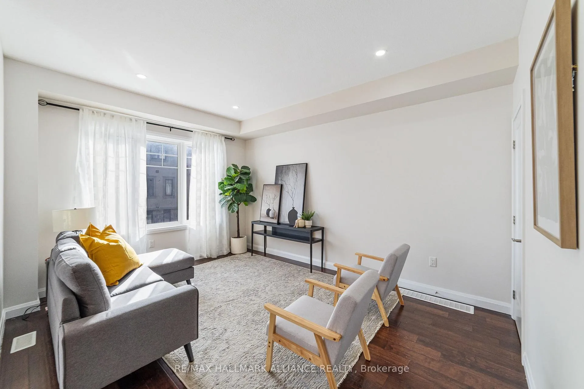 Photo 8 of Unit #45, 1169 Garner Road E, Hamilton, Ancaster — HOMEH