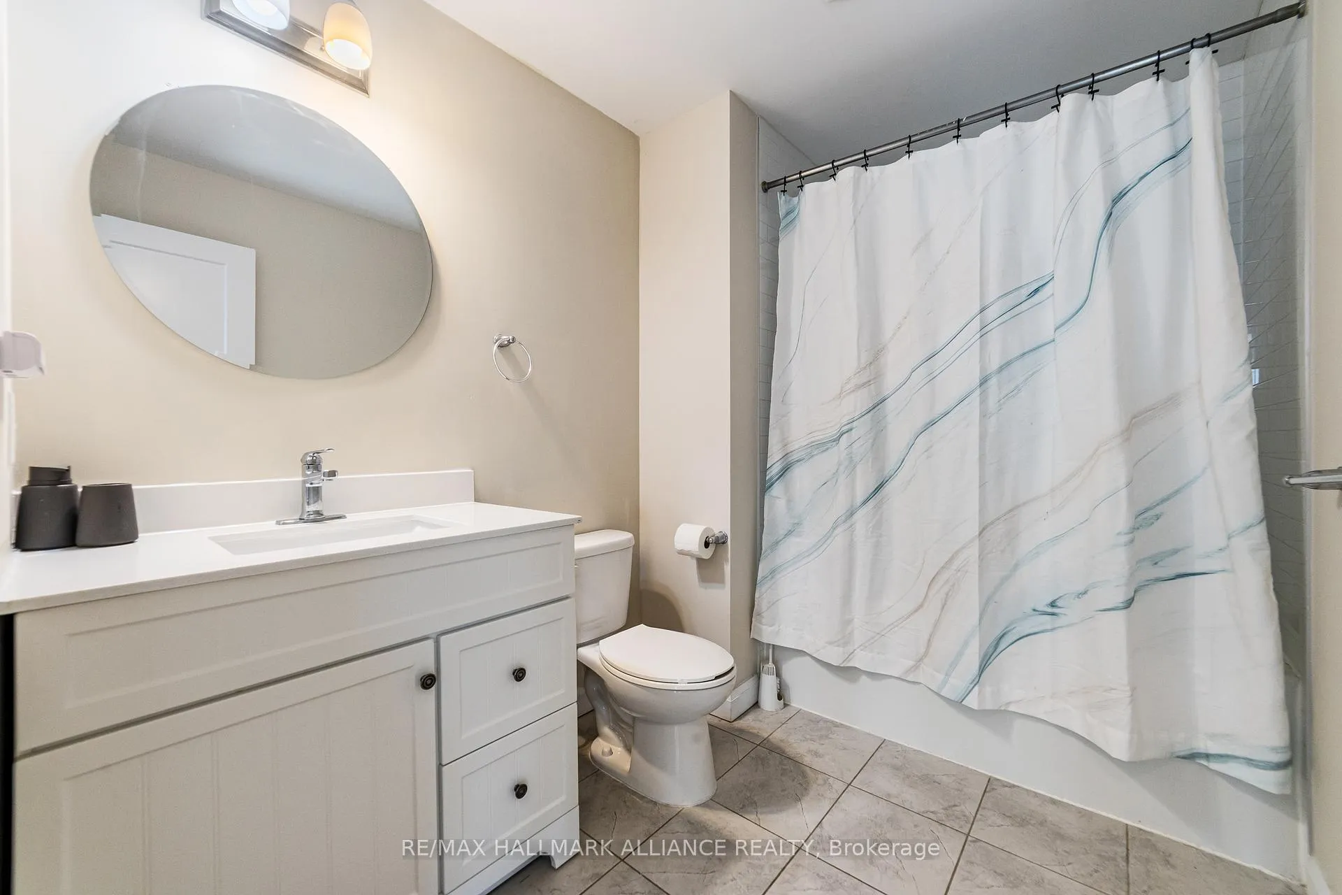 Photo 20 of Unit #45, 1169 Garner Road E, Hamilton, Ancaster — HOMEH