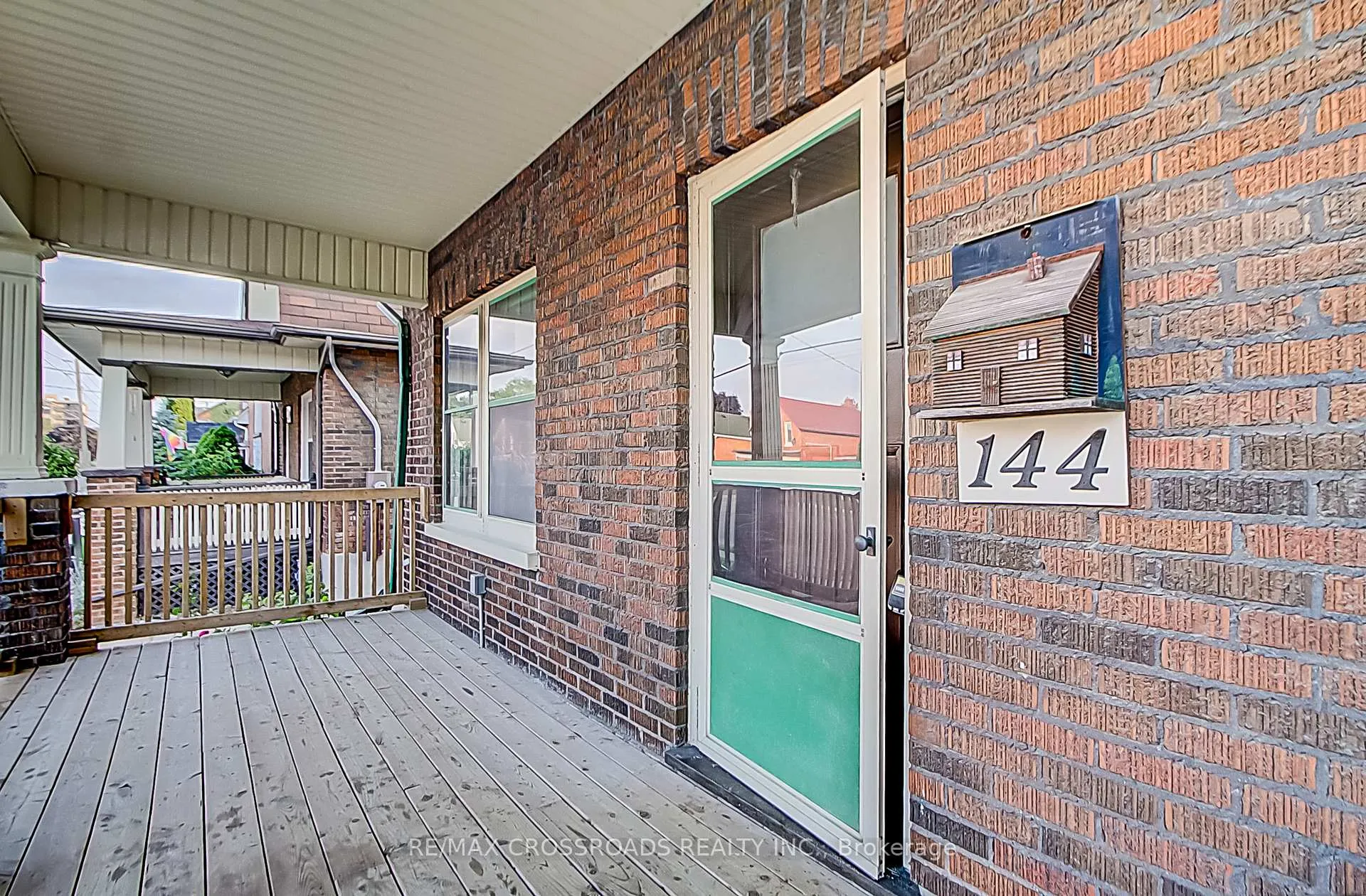 Photo 3 of 144 Albert Street, Oshawa, Central — HOMEH