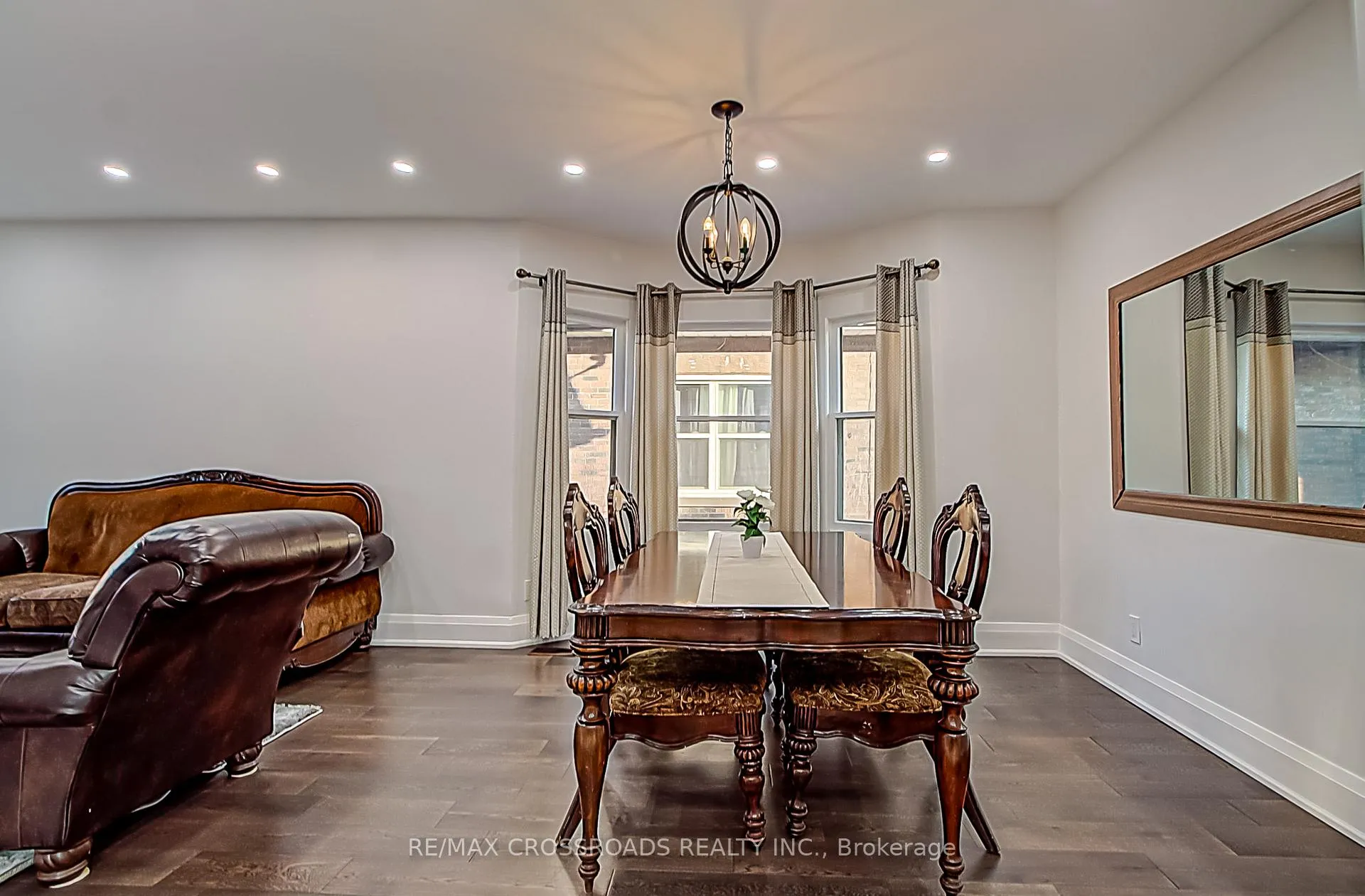 Photo 6 of 144 Albert Street, Oshawa, Central — HOMEH