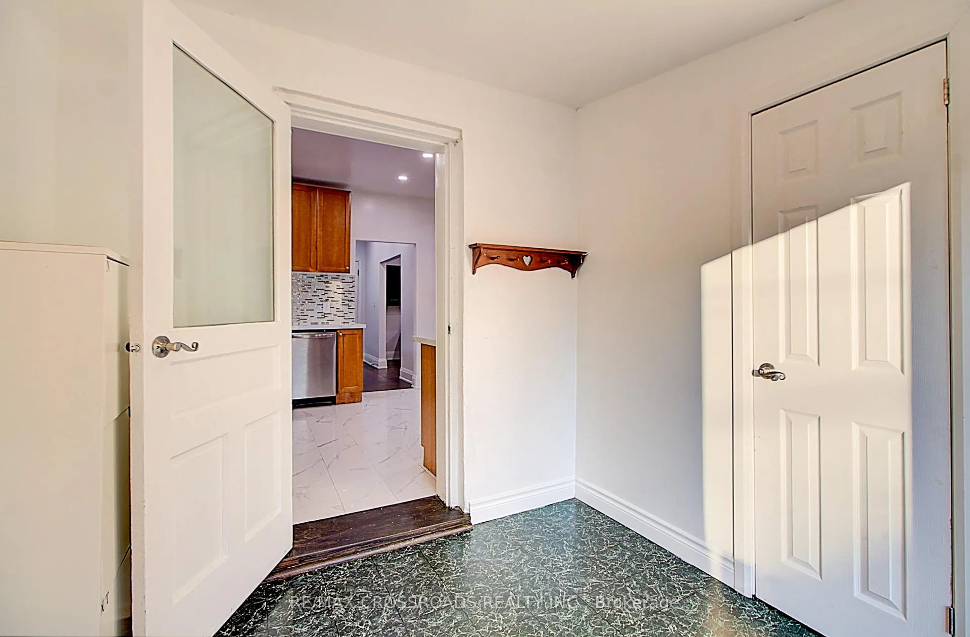 Photo 12 of 144 Albert Street, Oshawa, Central — HOMEH