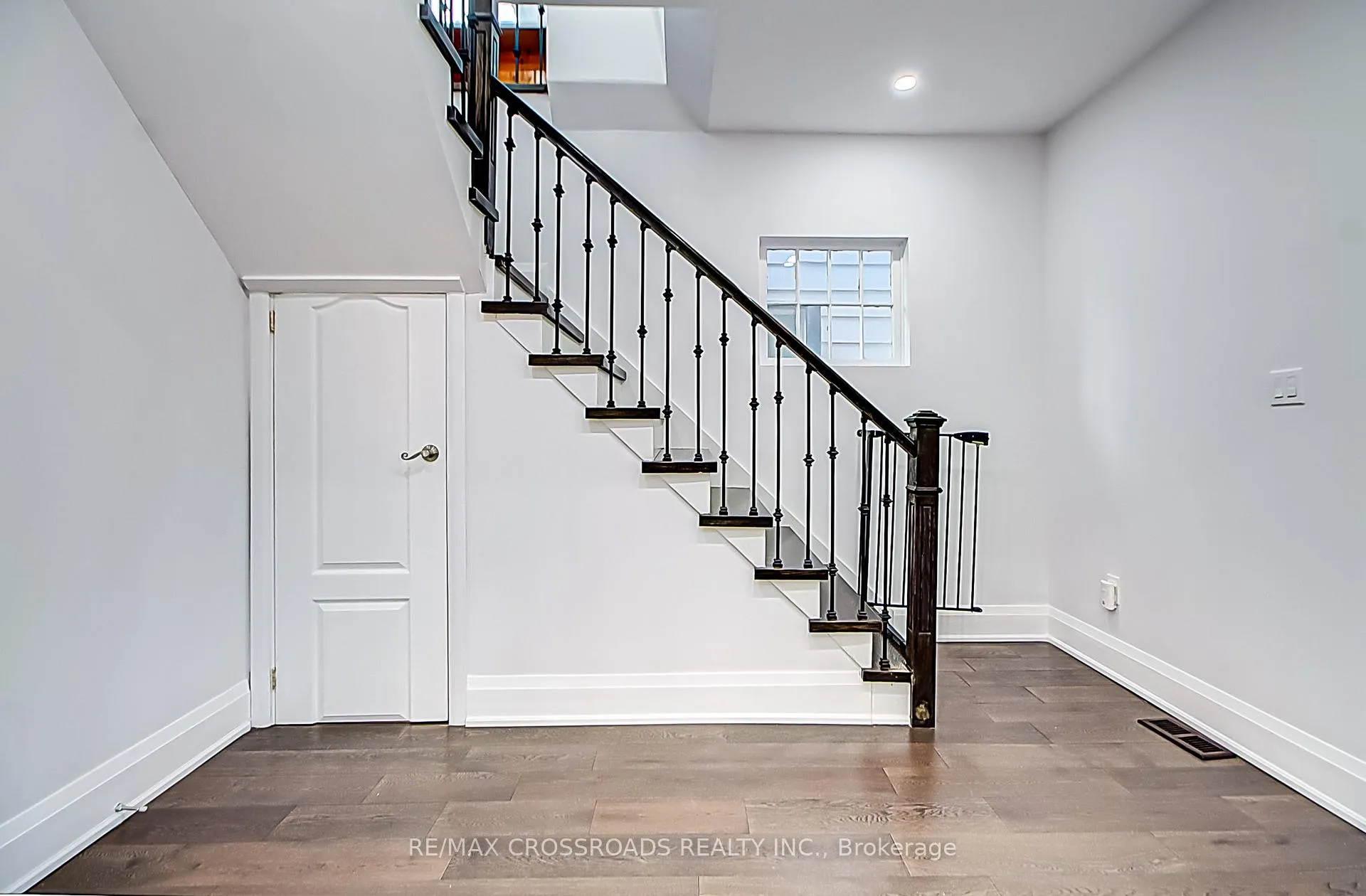 Photo 18 of 144 Albert Street, Oshawa, Central — HOMEH