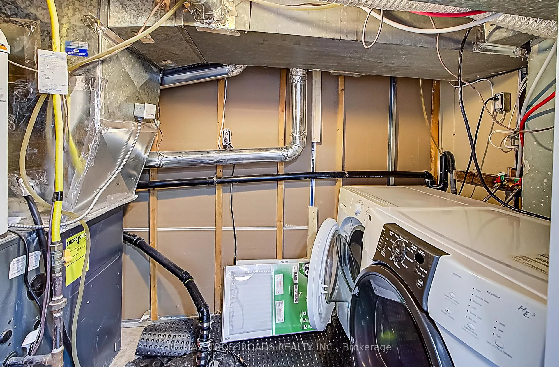 Photo 24 of 144 Albert Street, Oshawa, Central — HOMEH