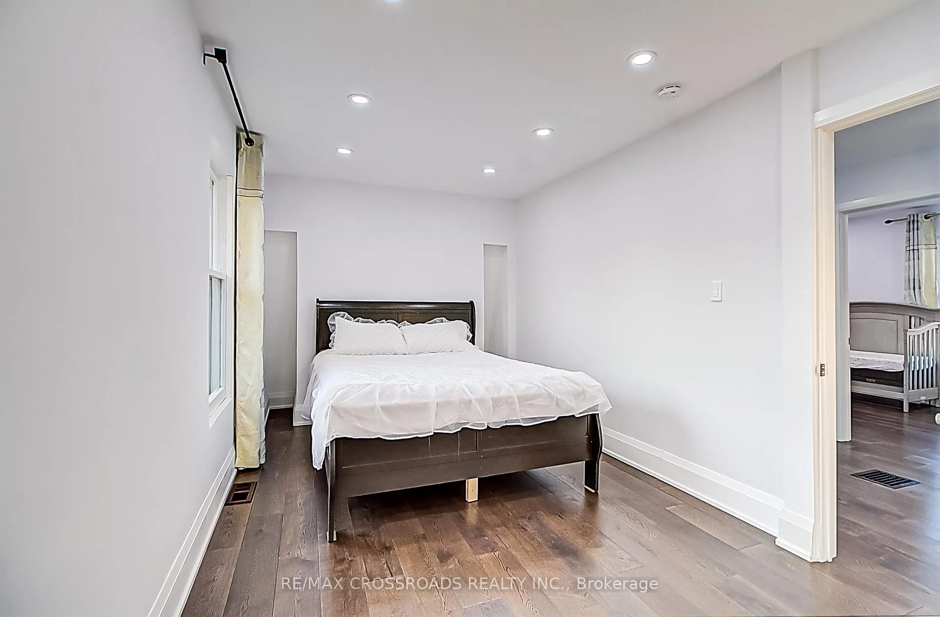 Photo 35 of 144 Albert Street, Oshawa, Central — HOMEH