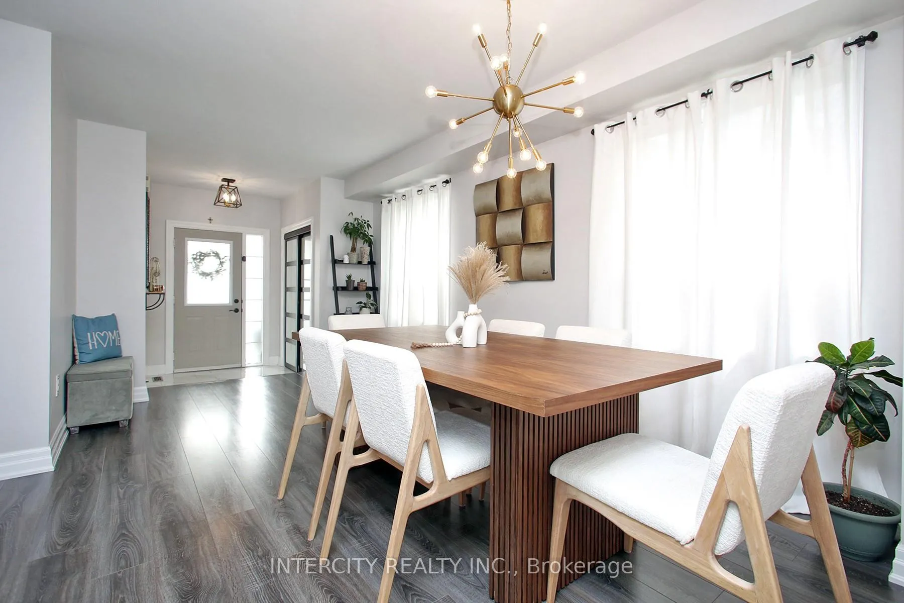 Photo 4 of 5 Humbershed Crescent, Caledon, Bolton West — HOMEH