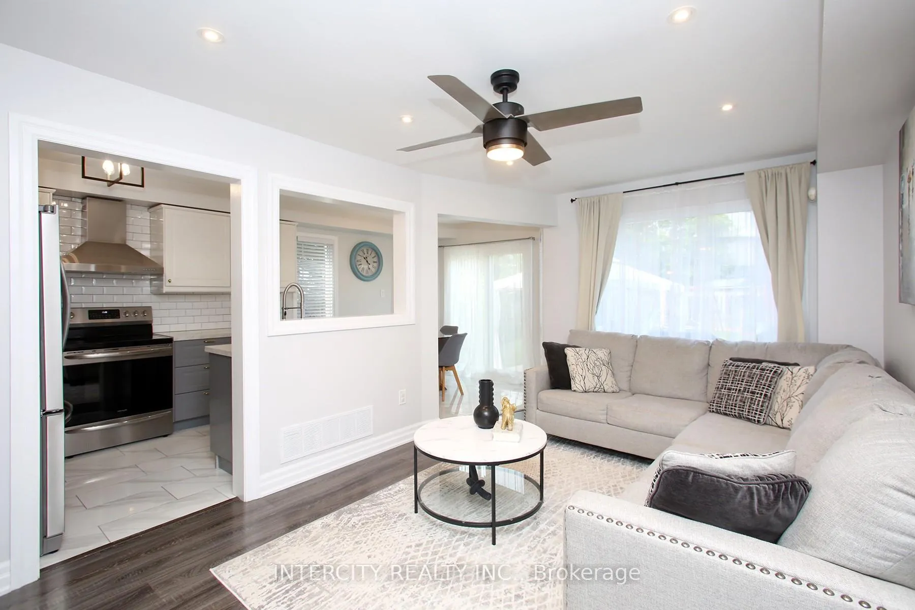 Photo 9 of 5 Humbershed Crescent, Caledon, Bolton West — HOMEH