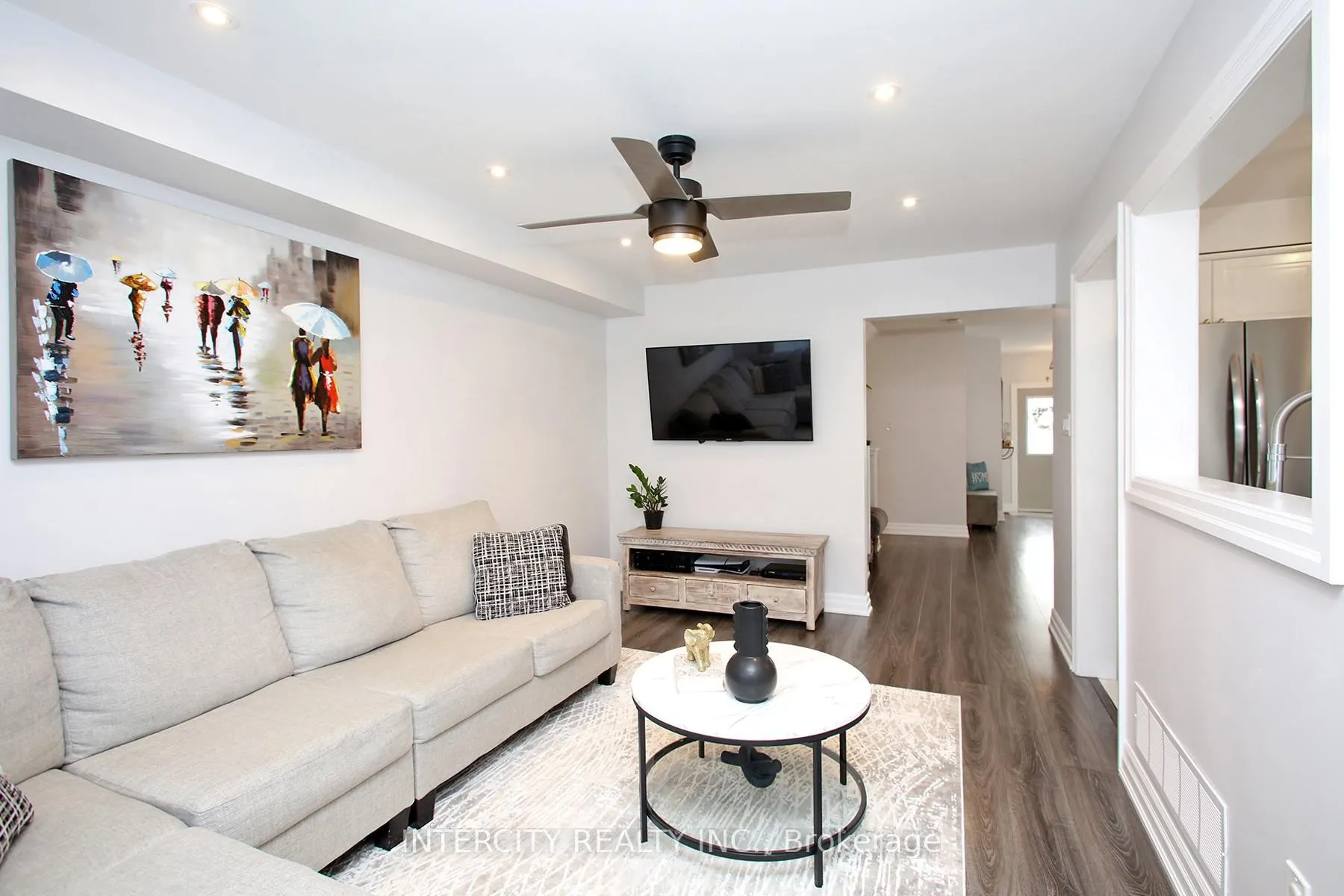 Photo 10 of 5 Humbershed Crescent, Caledon, Bolton West — HOMEH