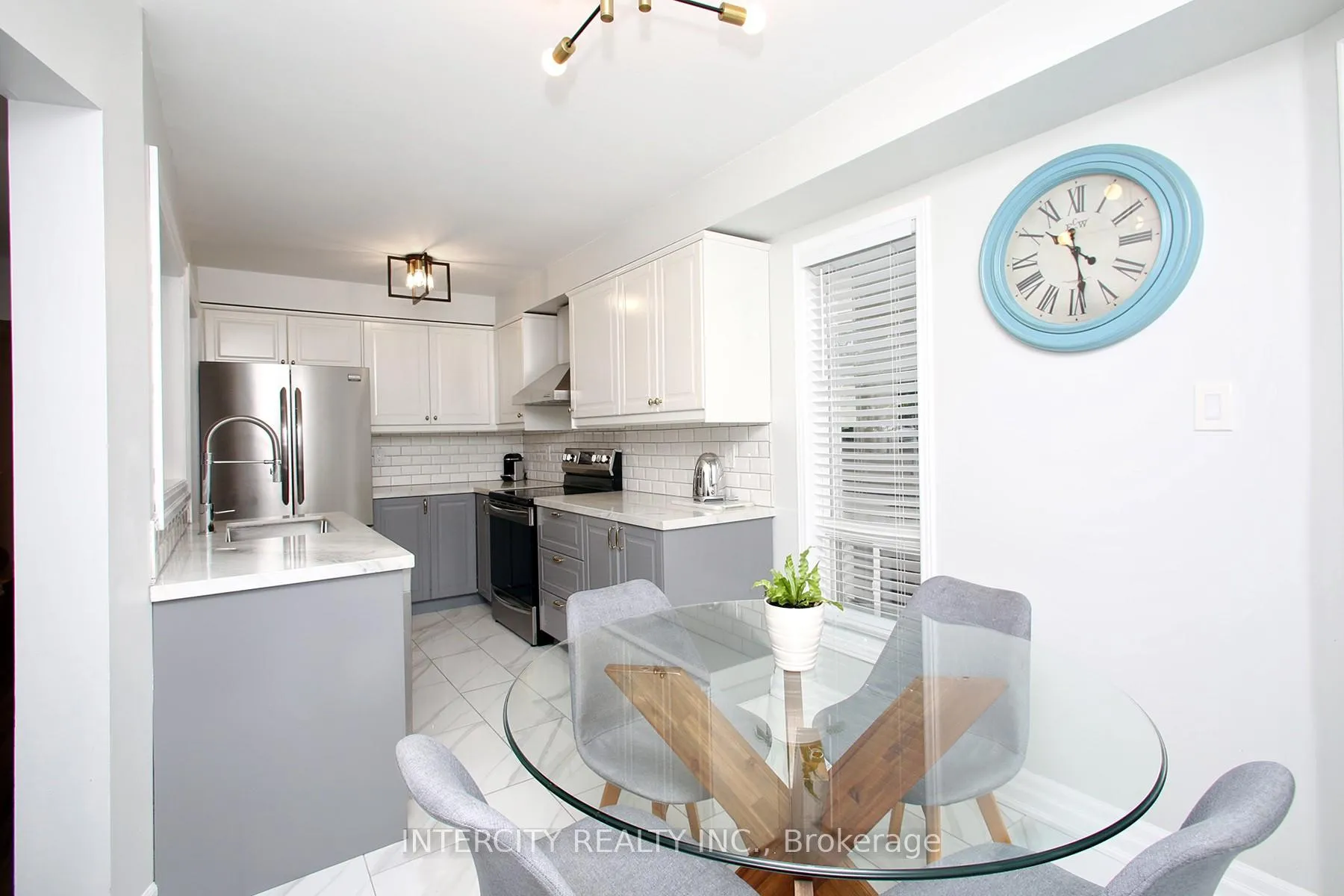 Photo 11 of 5 Humbershed Crescent, Caledon, Bolton West — HOMEH