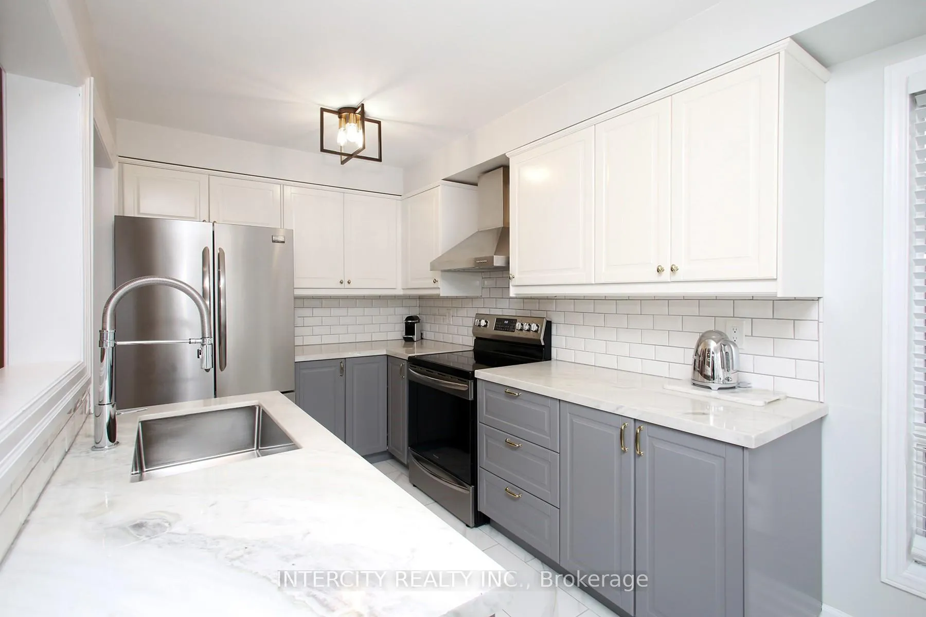 Photo 14 of 5 Humbershed Crescent, Caledon, Bolton West — HOMEH