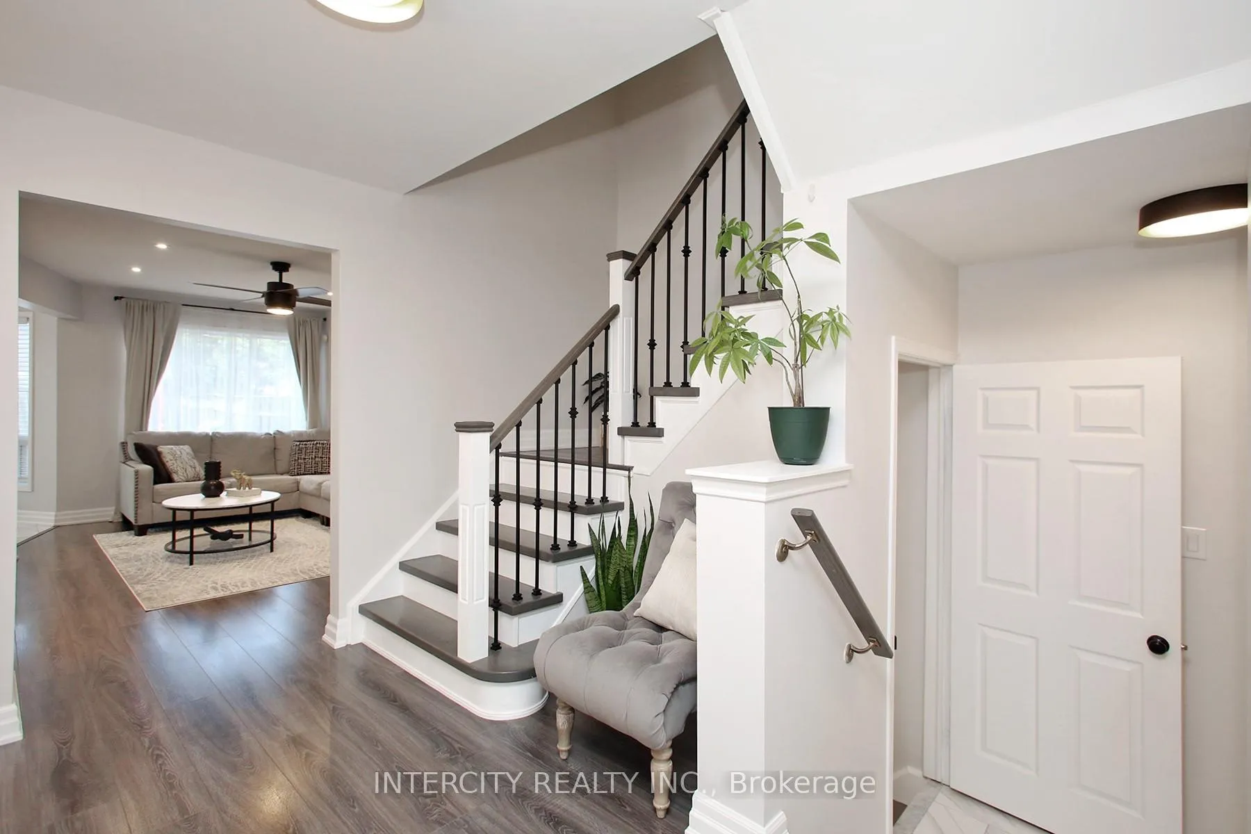 Photo 16 of 5 Humbershed Crescent, Caledon, Bolton West — HOMEH