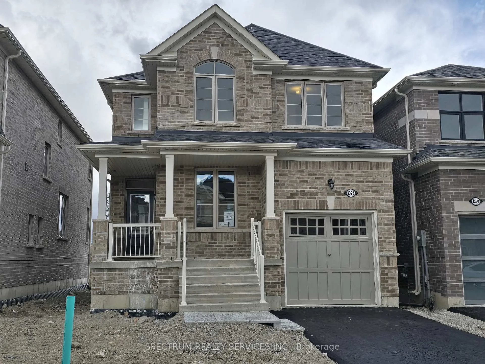 Photo 1 of 1322 Davis Loop, Innisfil, Lefroy — HOMEH