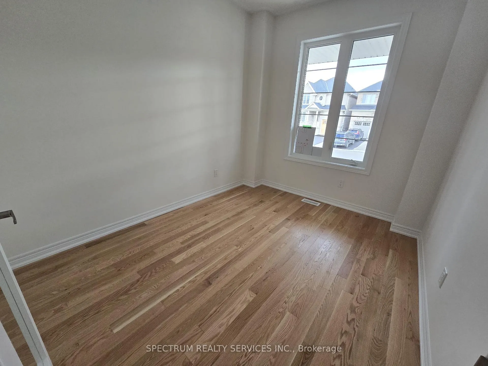 Photo 7 of 1322 Davis Loop, Innisfil, Lefroy — HOMEH