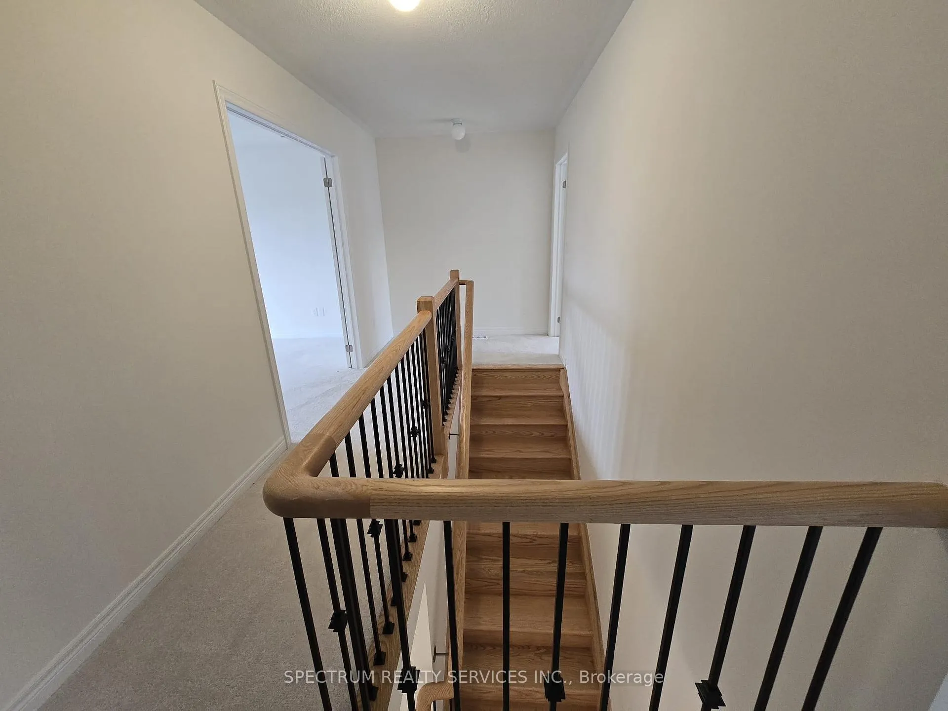 Photo 9 of 1322 Davis Loop, Innisfil, Lefroy — HOMEH