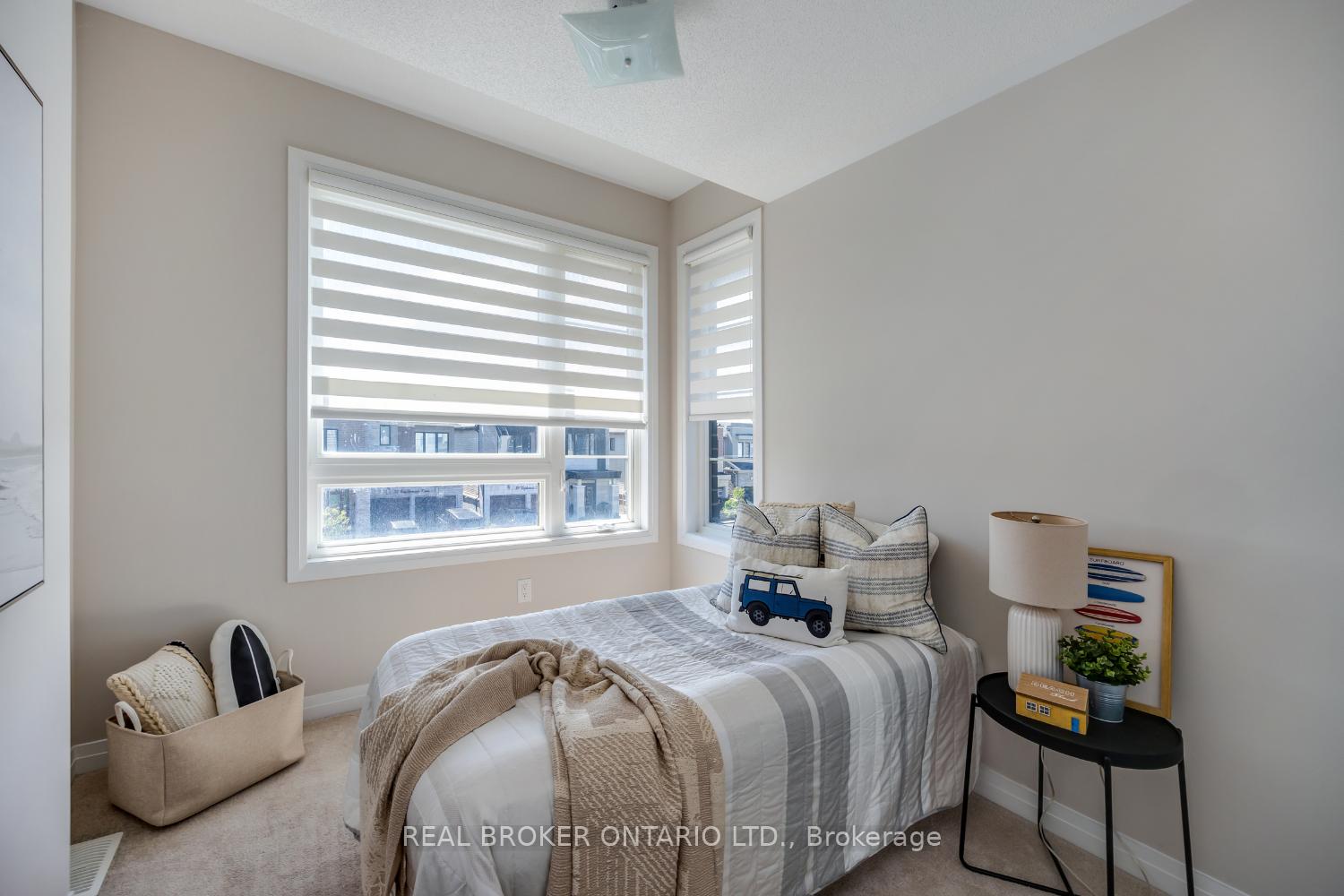 Photo 23 of 27 Cryderman Lane, Clarington, Bowmanville — HOMEH
