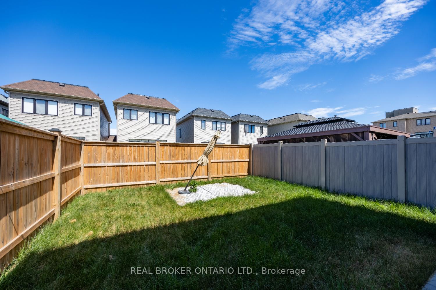 Photo 27 of 27 Cryderman Lane, Clarington, Bowmanville — HOMEH