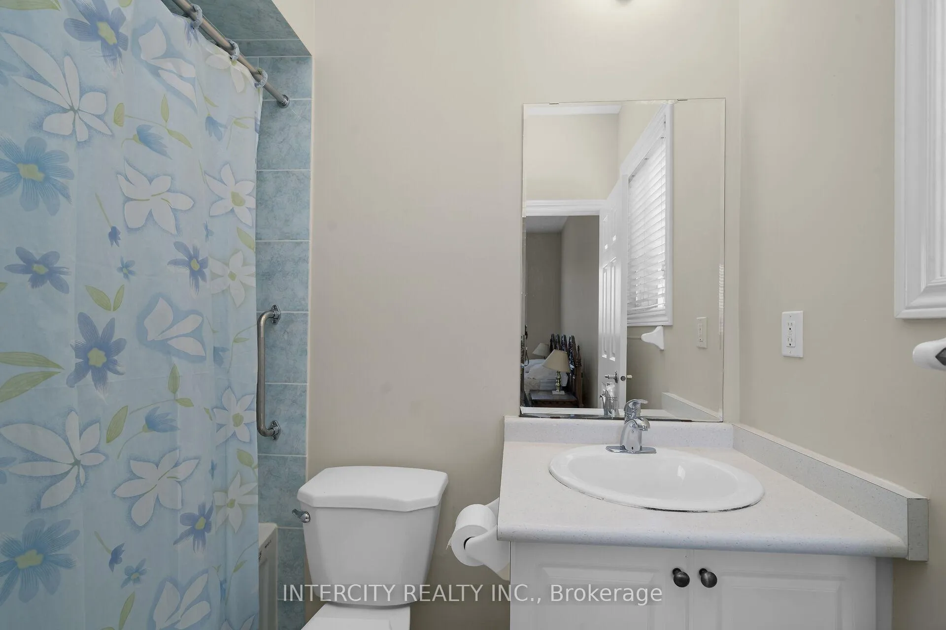 Photo 16 of 100 Lio Avenue, Vaughan, Sonoma Heights — HOMEH