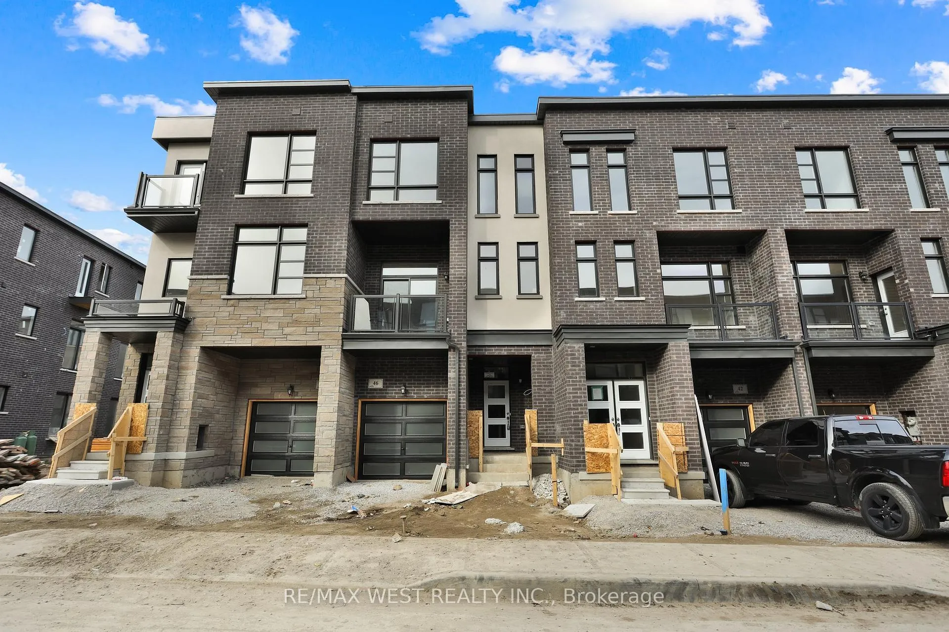 Photo 1 of 46 Quilico Road, Vaughan, Kleinburg — HOMEH