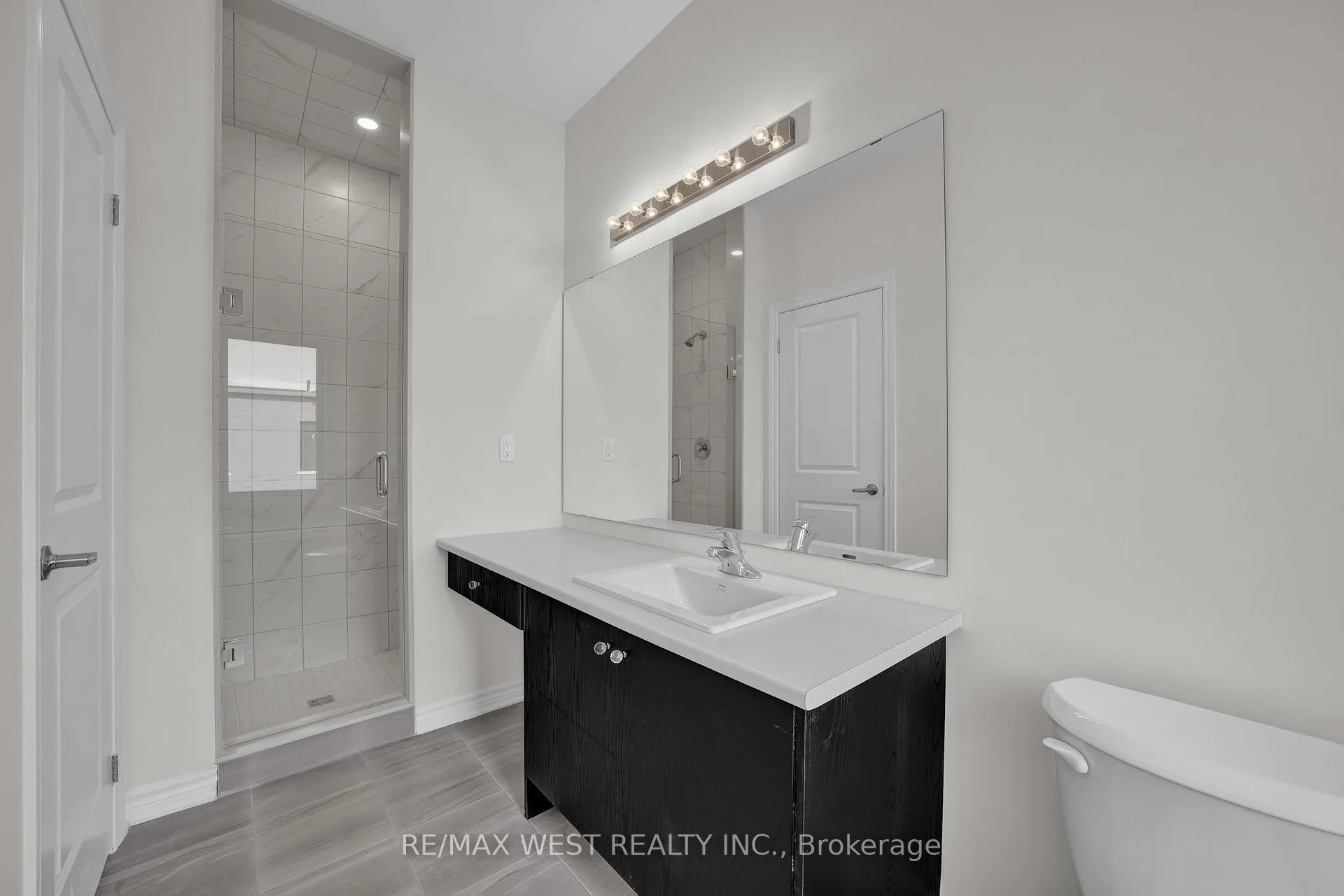 Photo 21 of 46 Quilico Road, Vaughan, Kleinburg — HOMEH