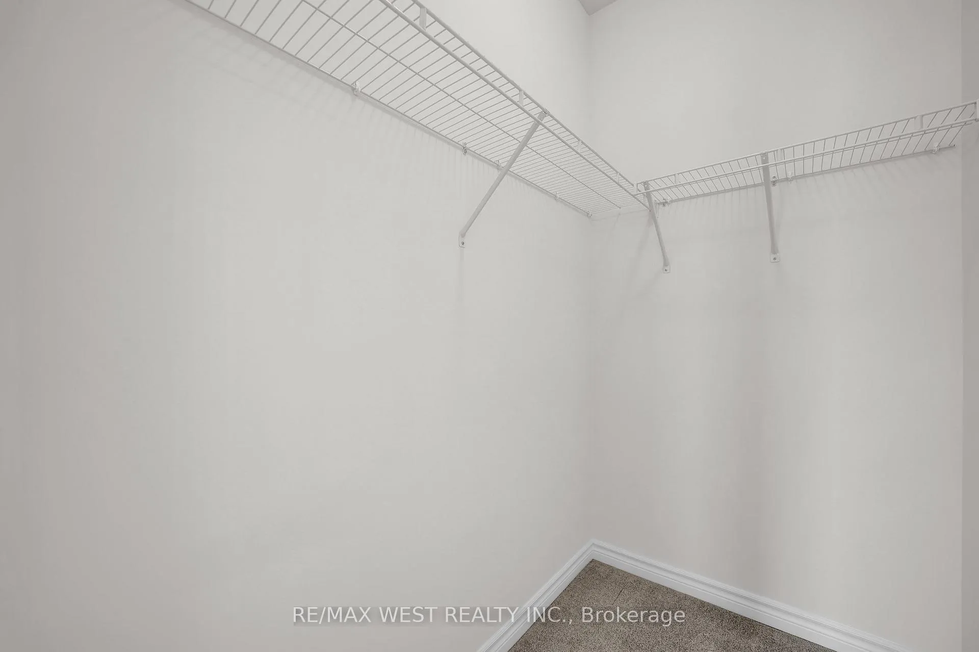 Photo 22 of 46 Quilico Road, Vaughan, Kleinburg — HOMEH