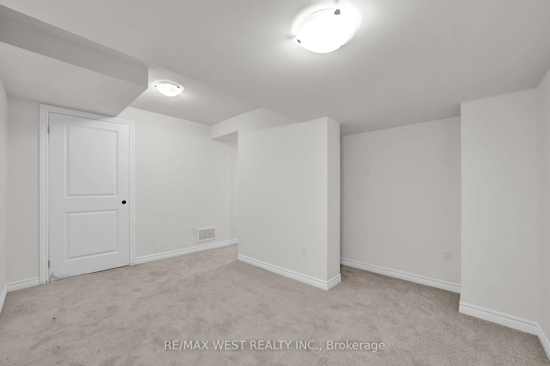 Photo 29 of 46 Quilico Road, Vaughan, Kleinburg — HOMEH