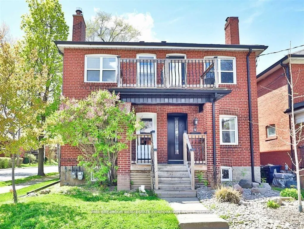 Front of 4 Belle Ayre Boulevard