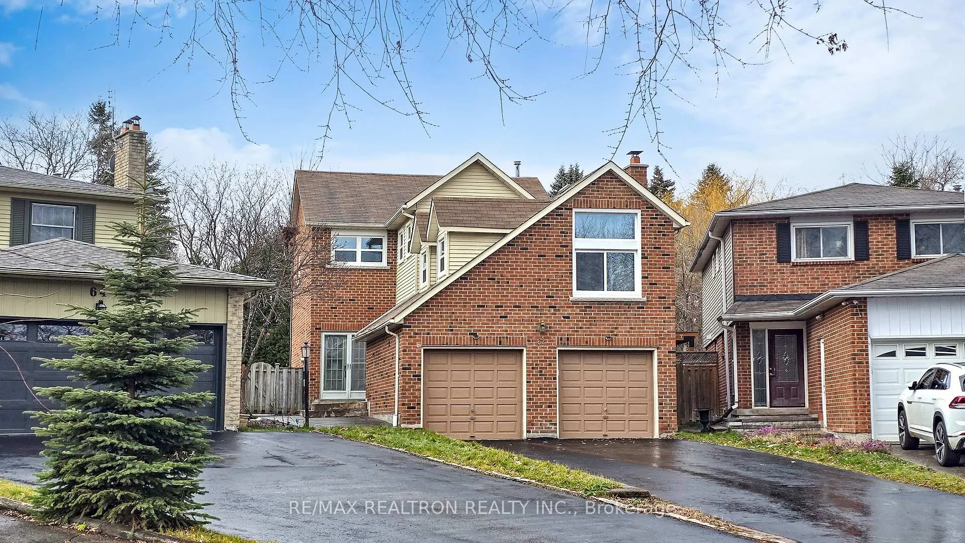 Photo 38 of 62 Bishop Crescent, Markham, Markham Village — HOMEH