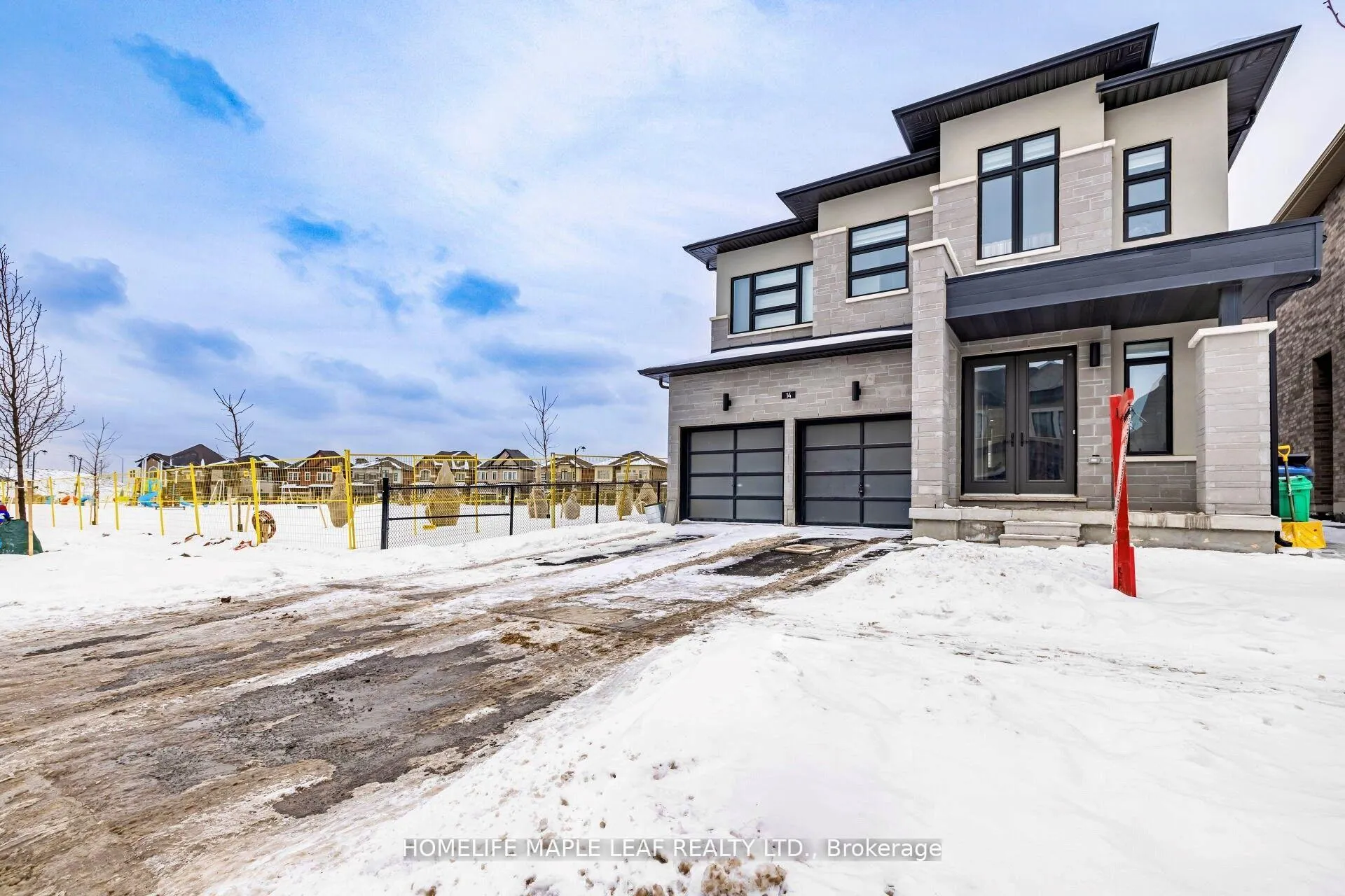 Photo 1 of 14 Icon Street, Brampton, Sandringham-Wellington North — HOMEH