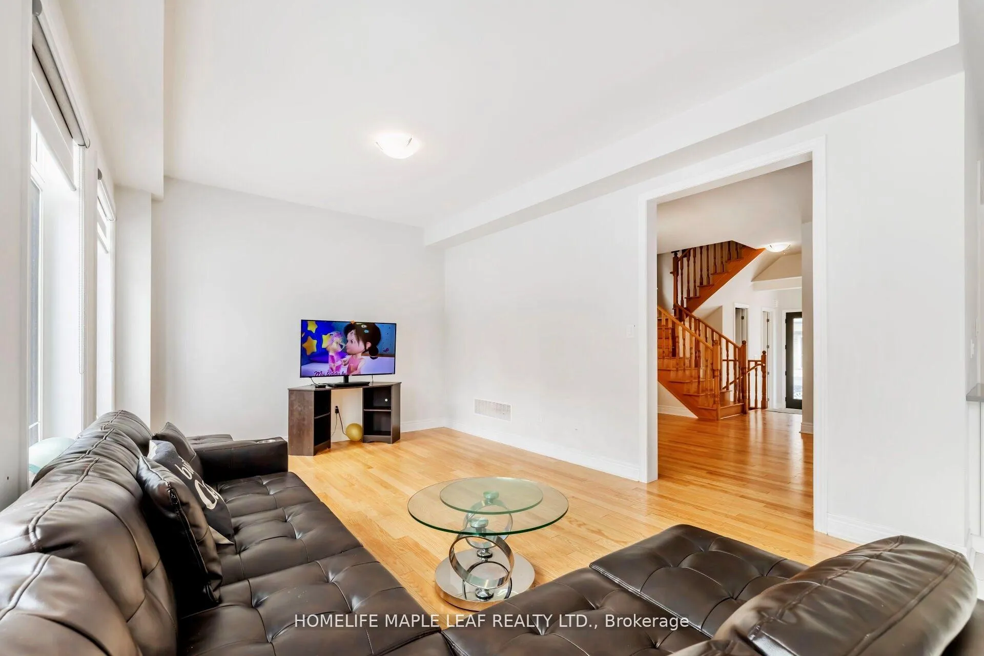 Photo 3 of 14 Icon Street, Brampton, Sandringham-Wellington North — HOMEH