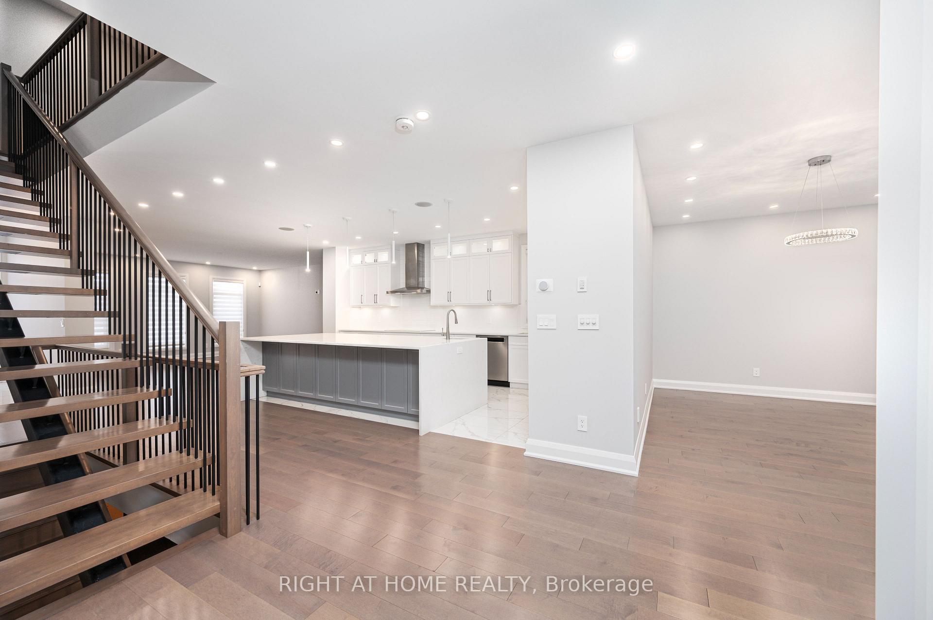 Photo 10 of 548 Shoreway Drive, Ottawa, Greely — HOMEH