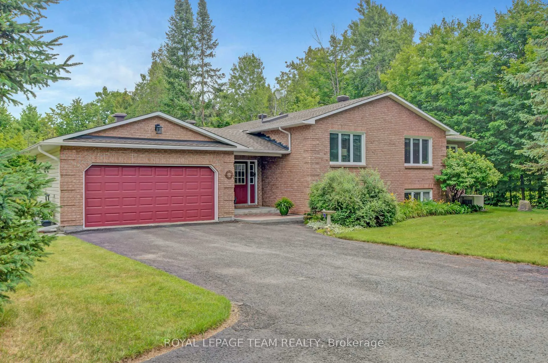 Photo 1 of 1043 County rd 44 E, North Grenville, North Grenville Twp (Kemptville South) — HOMEH