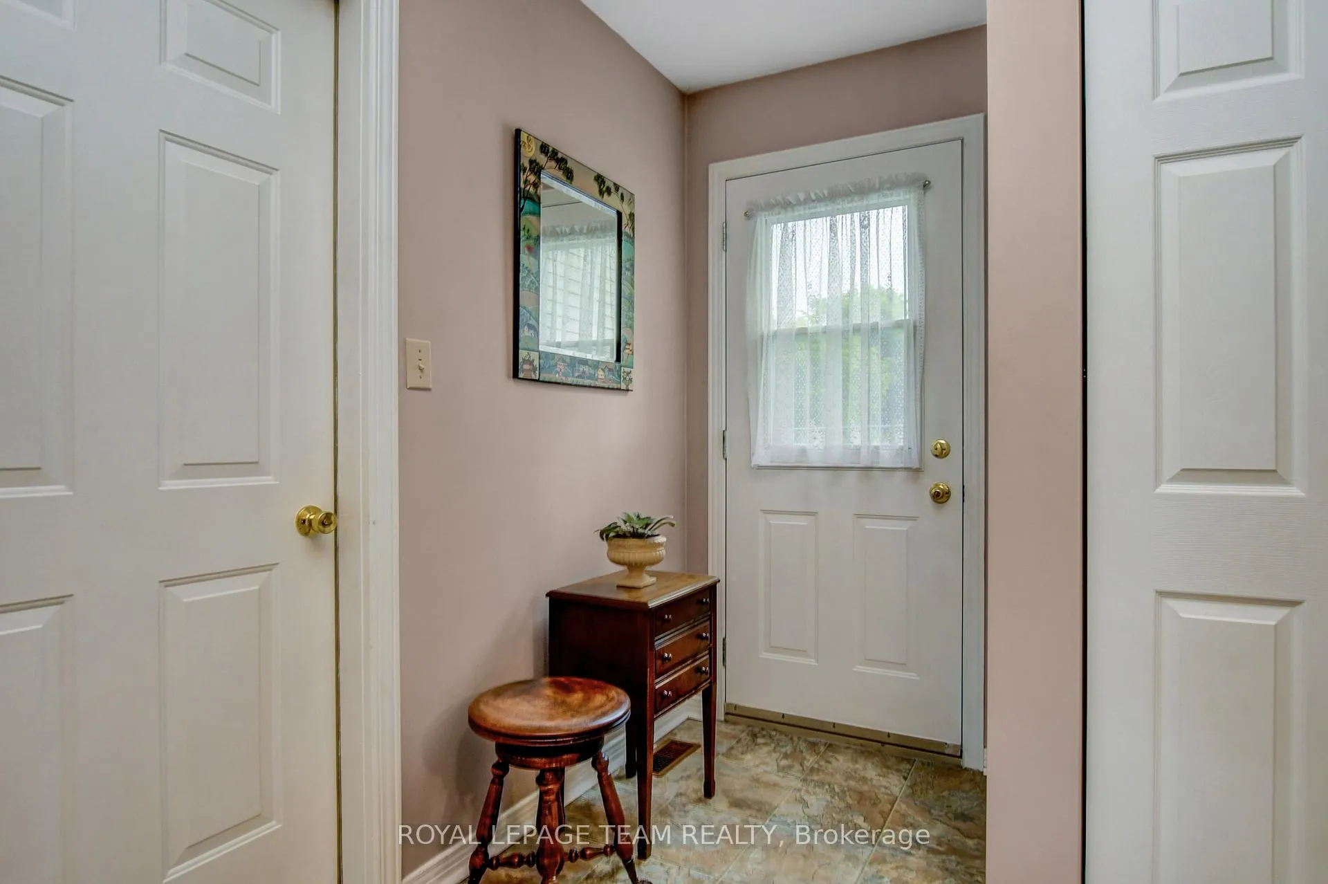 Photo 4 of 1043 County rd 44 E, North Grenville, North Grenville Twp (Kemptville South) — HOMEH