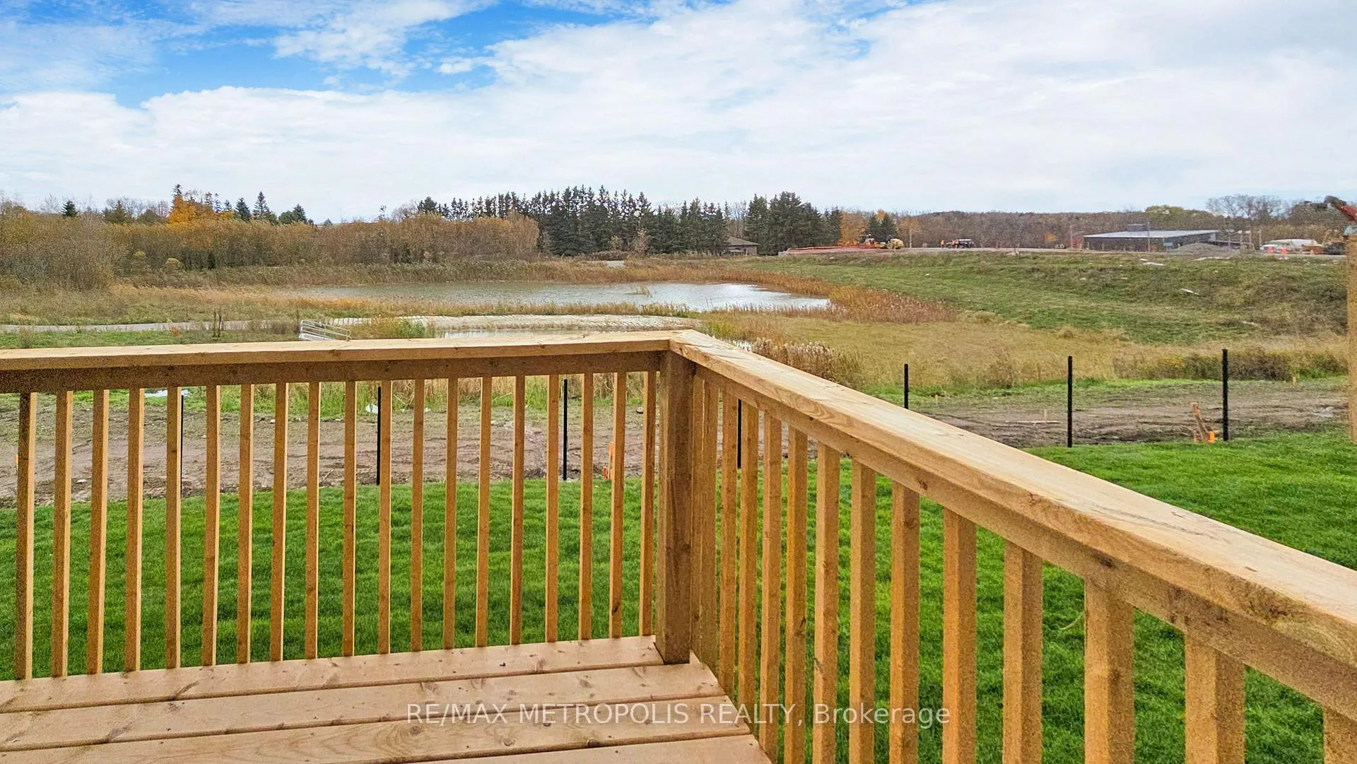 Photo 30 of 135 Flood Avenue, Clarington, Newcastle — HOMEH