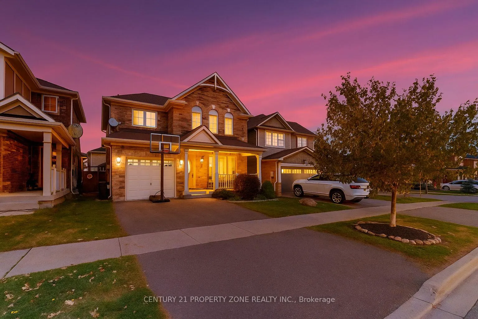 Photo 1 of 937 Dice Way, Milton, Willmott — HOMEH