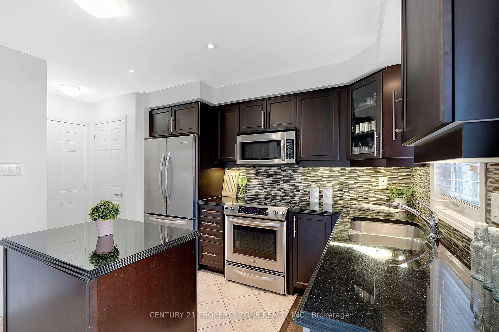 Photo 19 of 937 Dice Way, Milton, Willmott — HOMEH