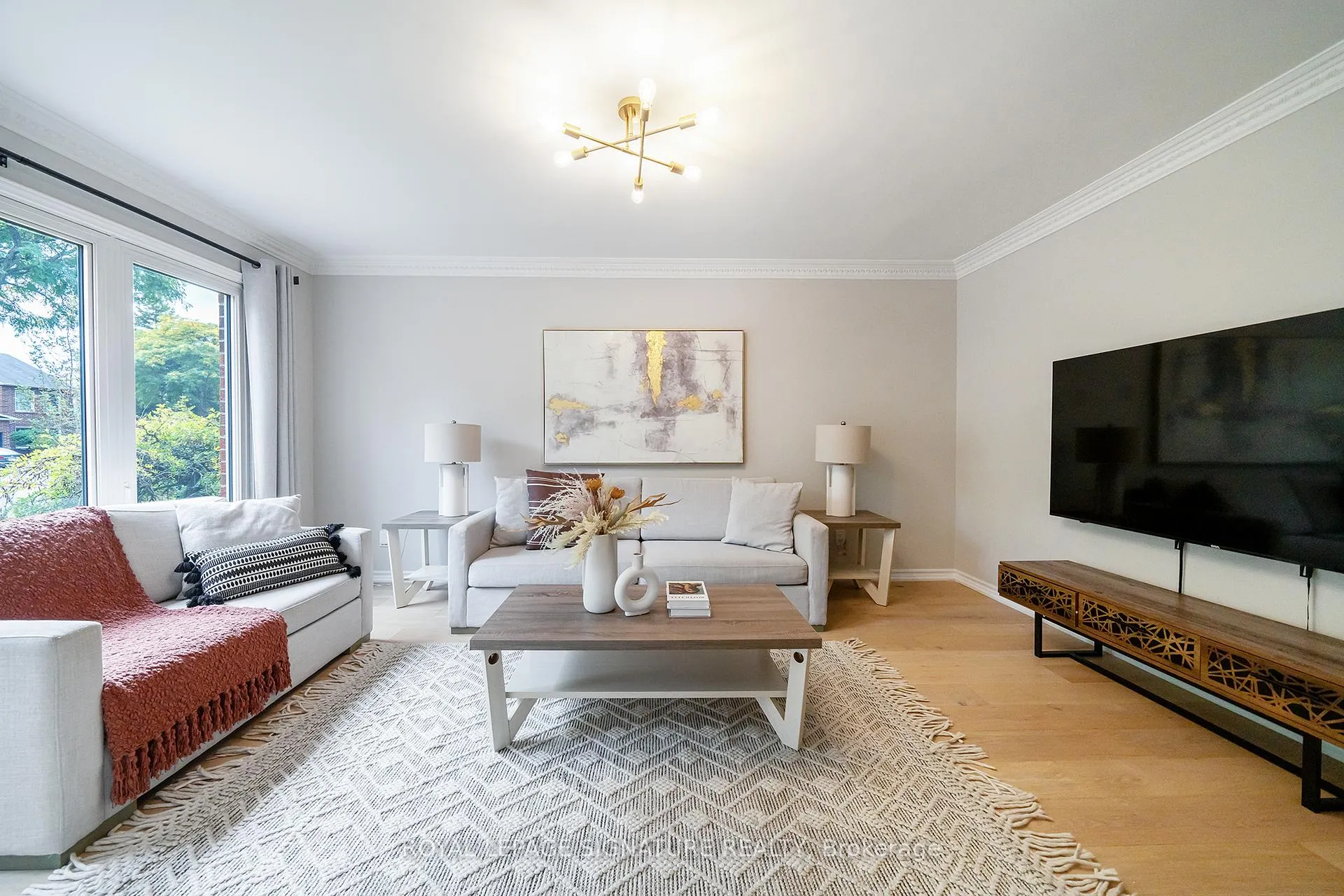 Photo 3 of 1239 Barnwood Square, Pickering, Liverpool — HOMEH