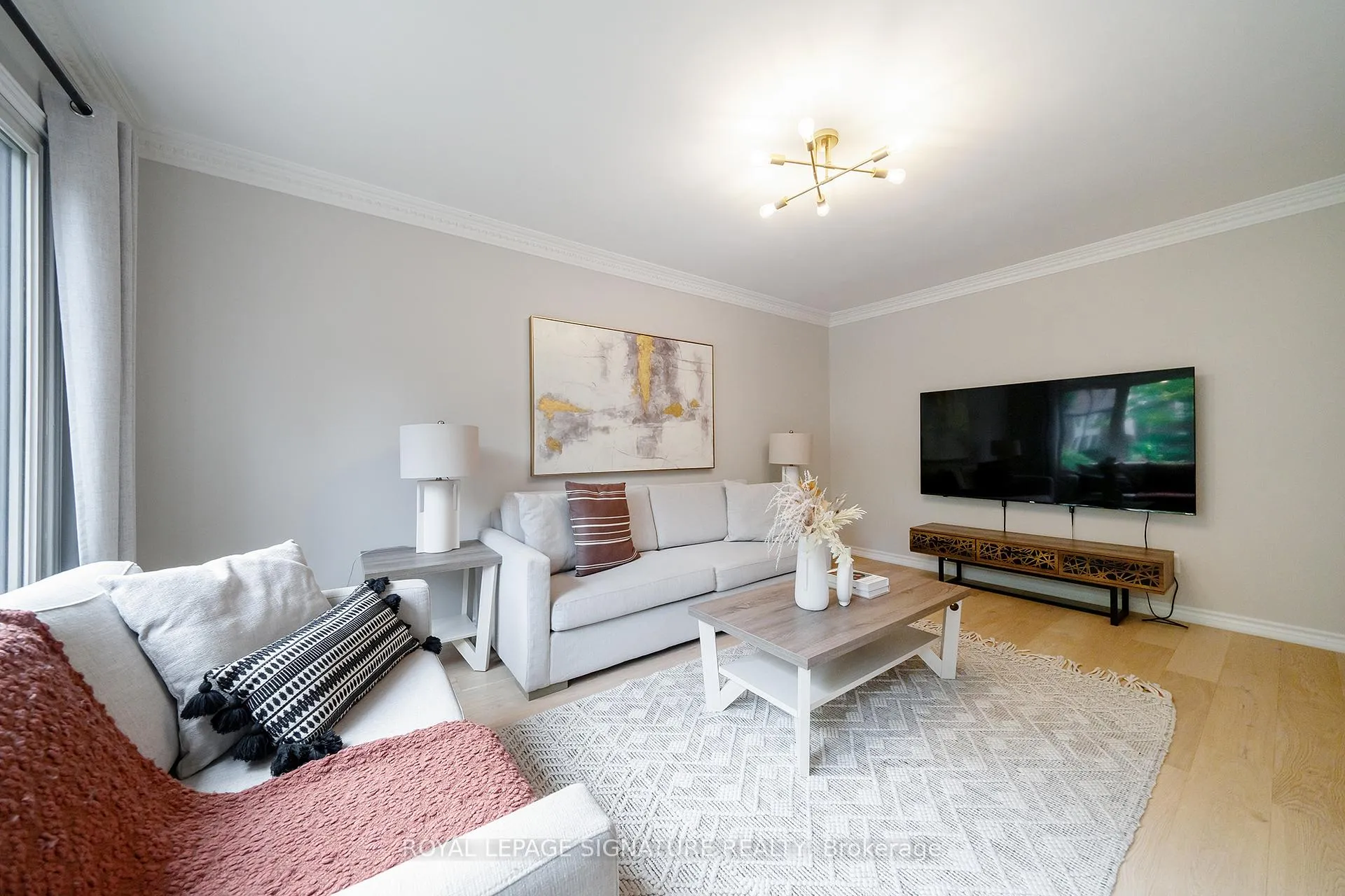 Photo 5 of 1239 Barnwood Square, Pickering, Liverpool — HOMEH