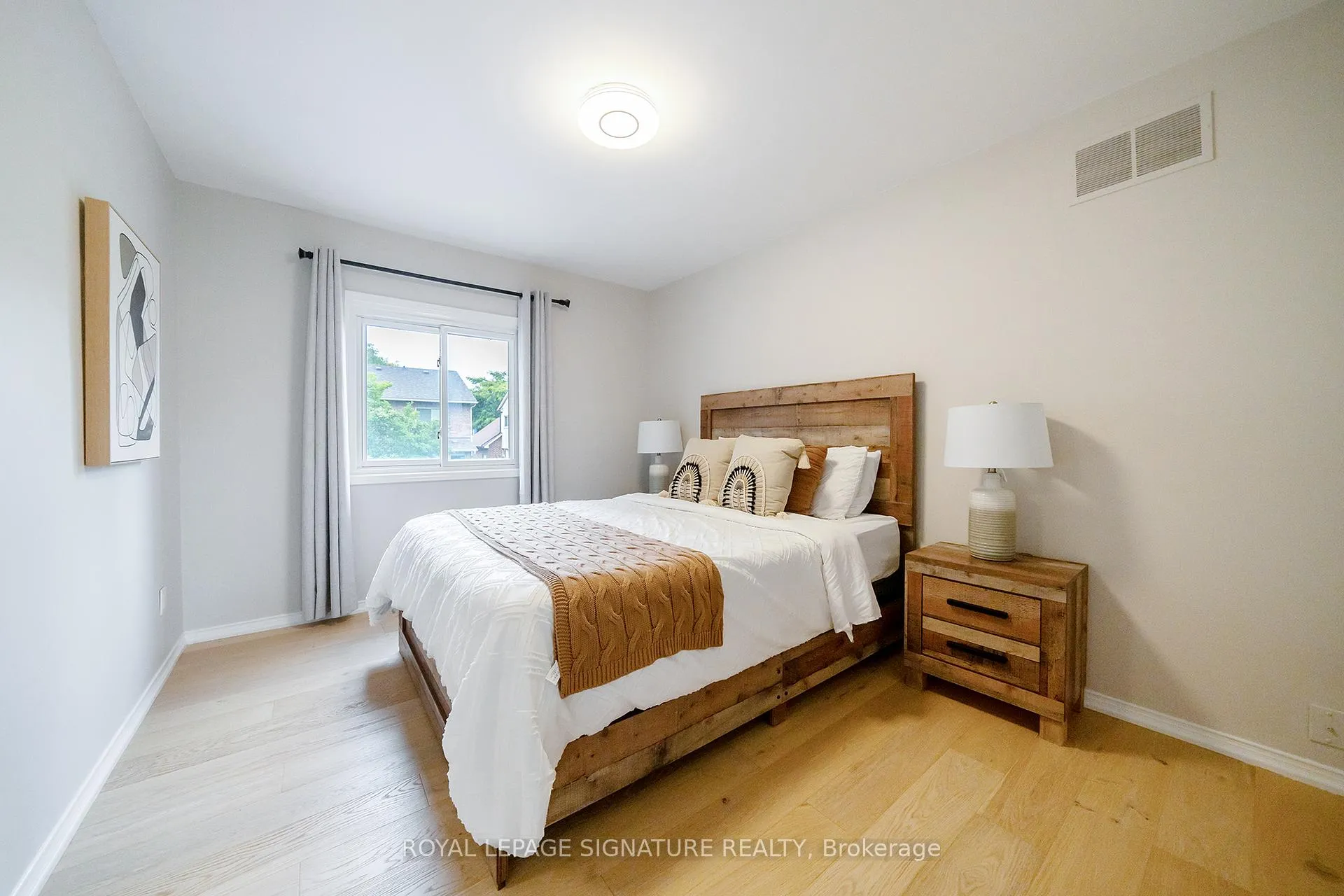 Photo 27 of 1239 Barnwood Square, Pickering, Liverpool — HOMEH