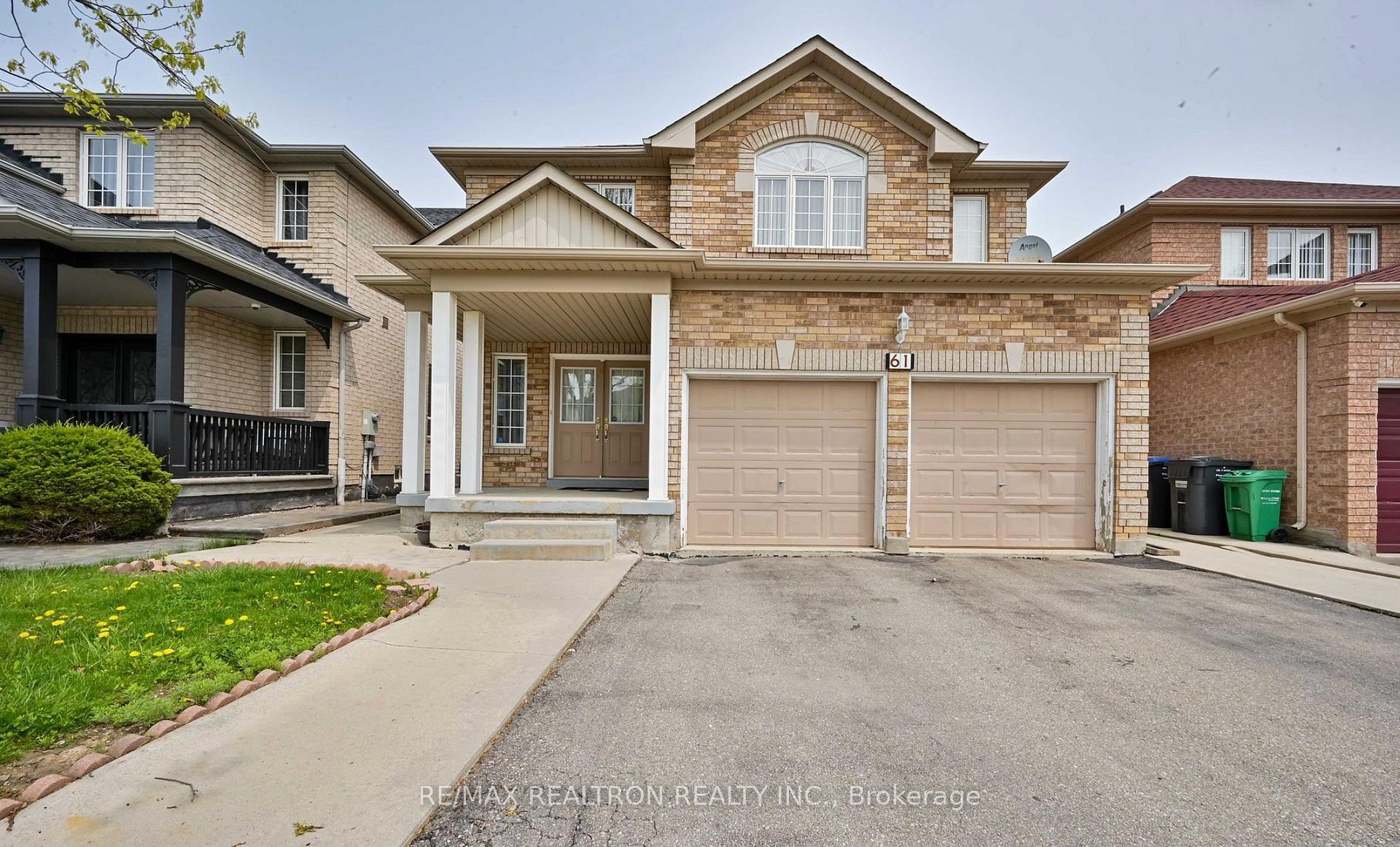 Front of 61 Fallstar Crescent